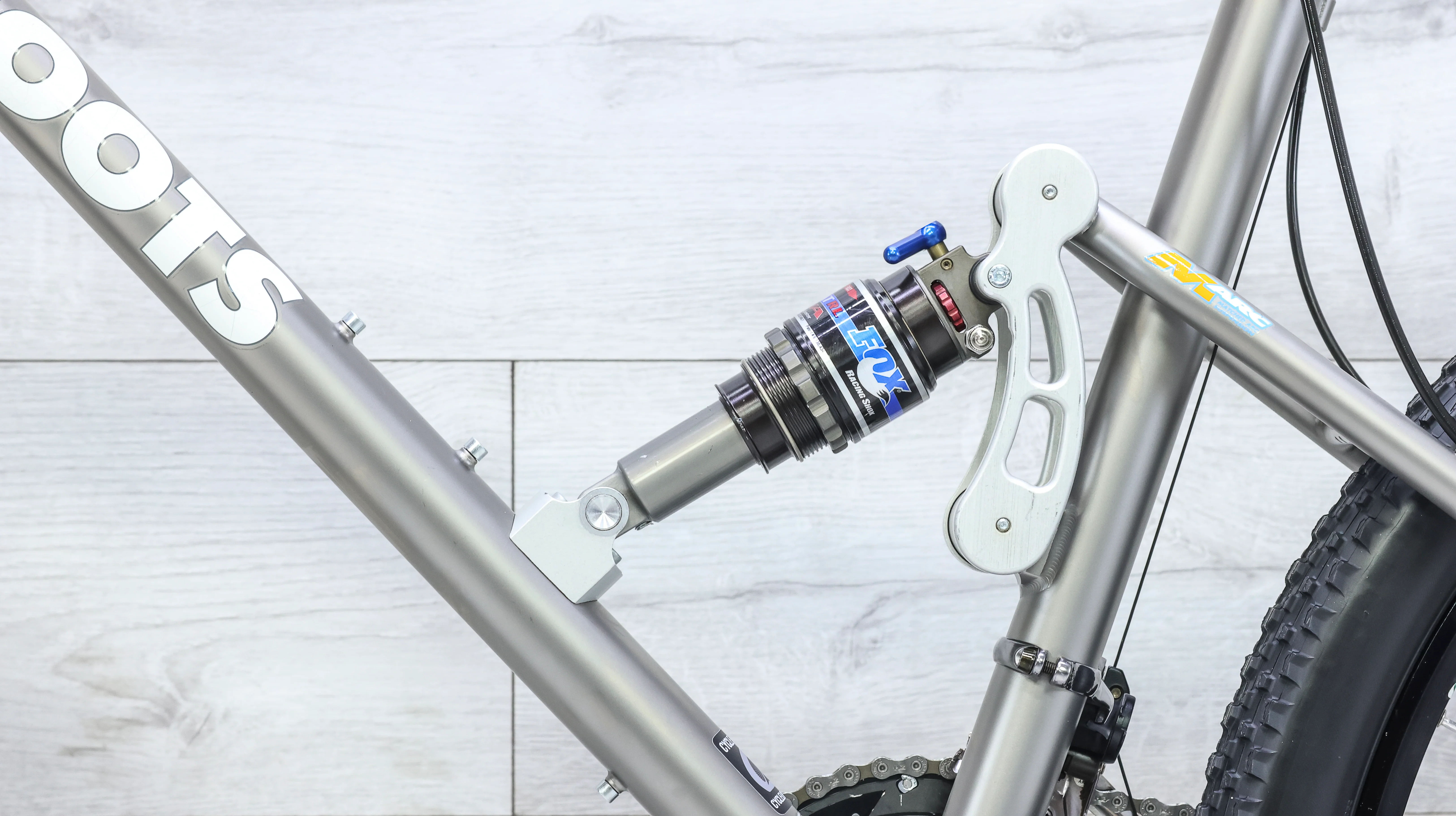 2004 Moots Smoothie Titanium Mountain Bike - 2004, Large (20") - Image 11