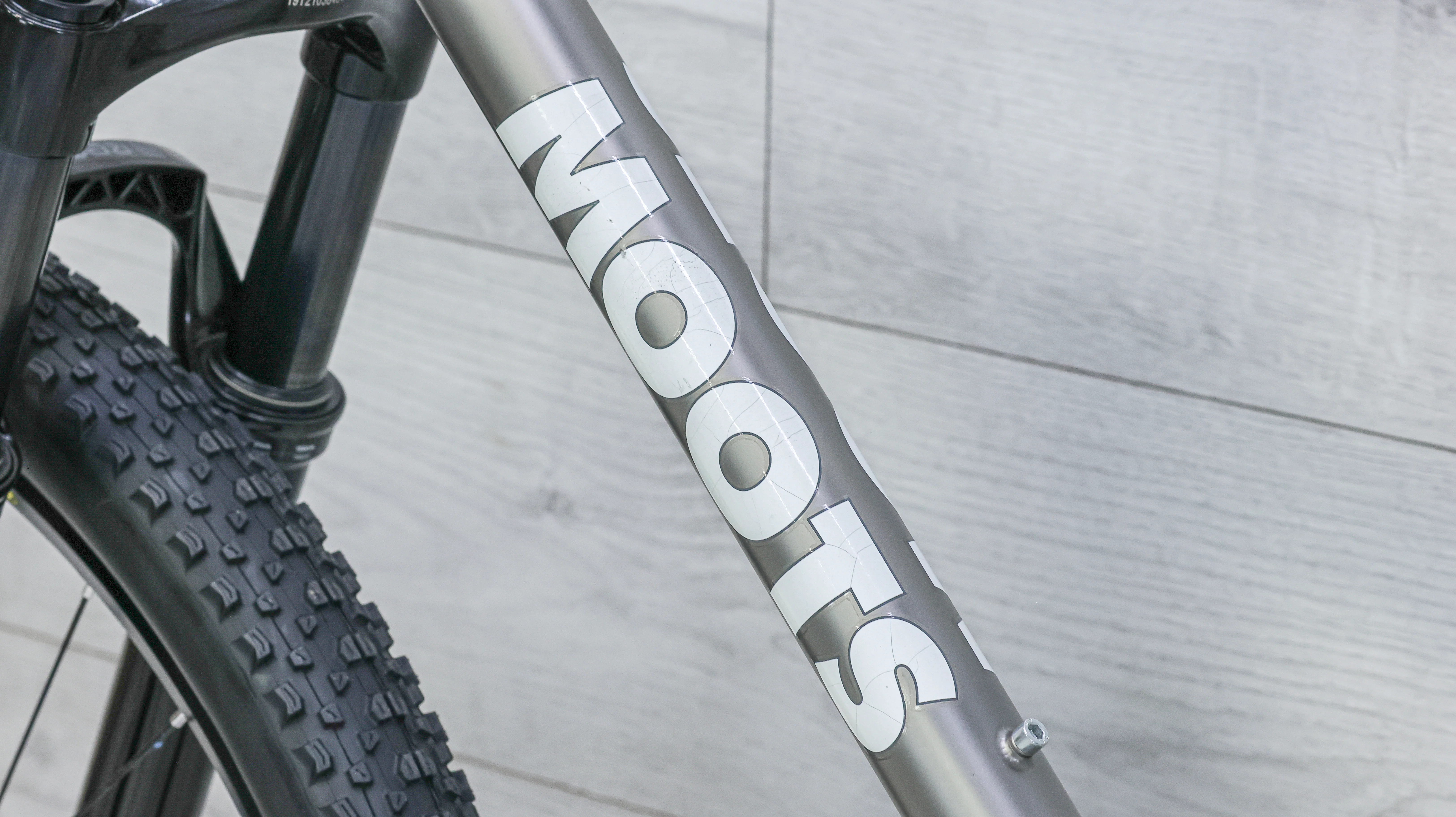 2004 Moots Smoothie Titanium Mountain Bike - 2004, Large (20") - Image 17