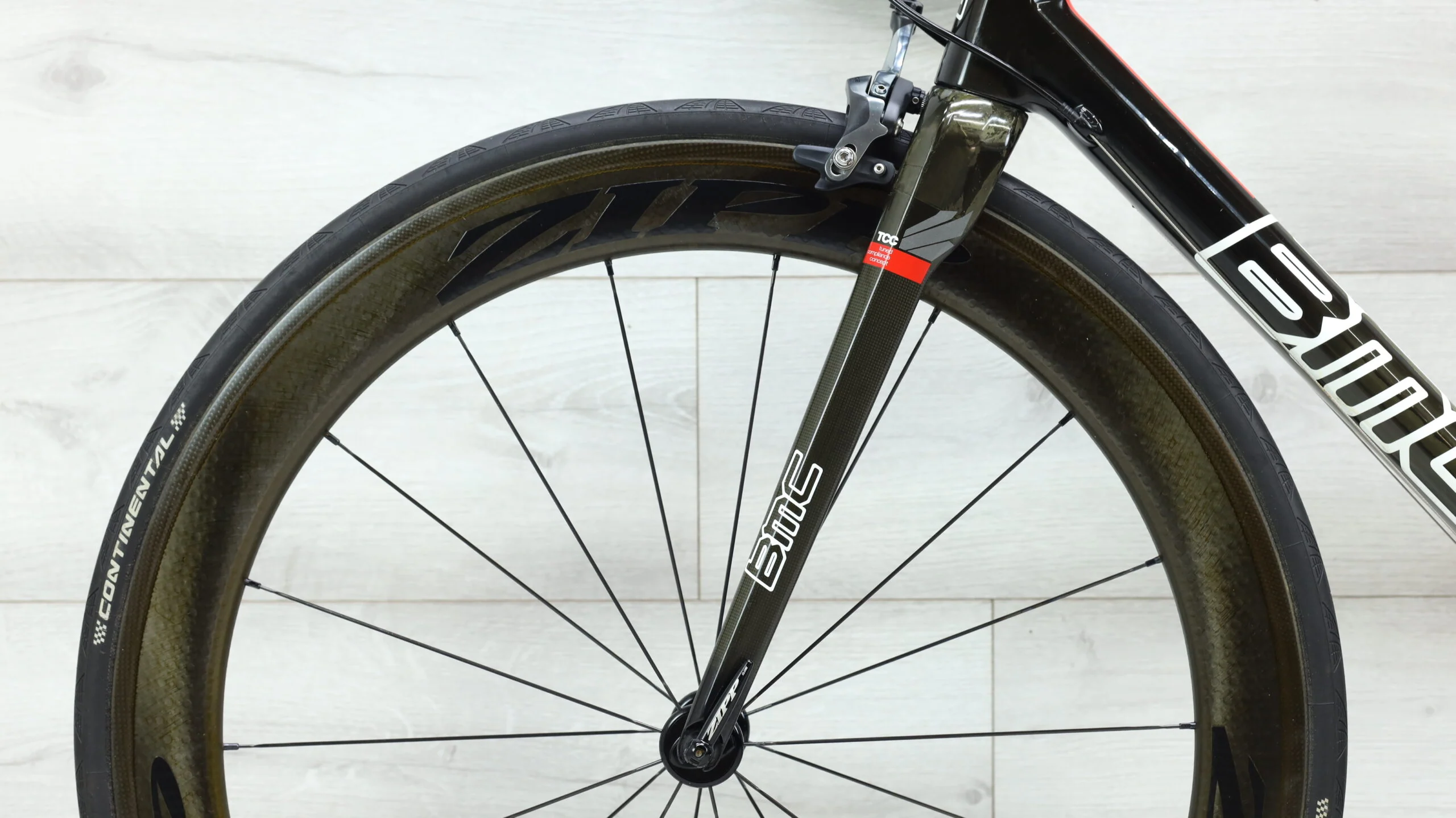 2011 BMC Teammachine SLR01 Road Bike - 55cm - Image 12