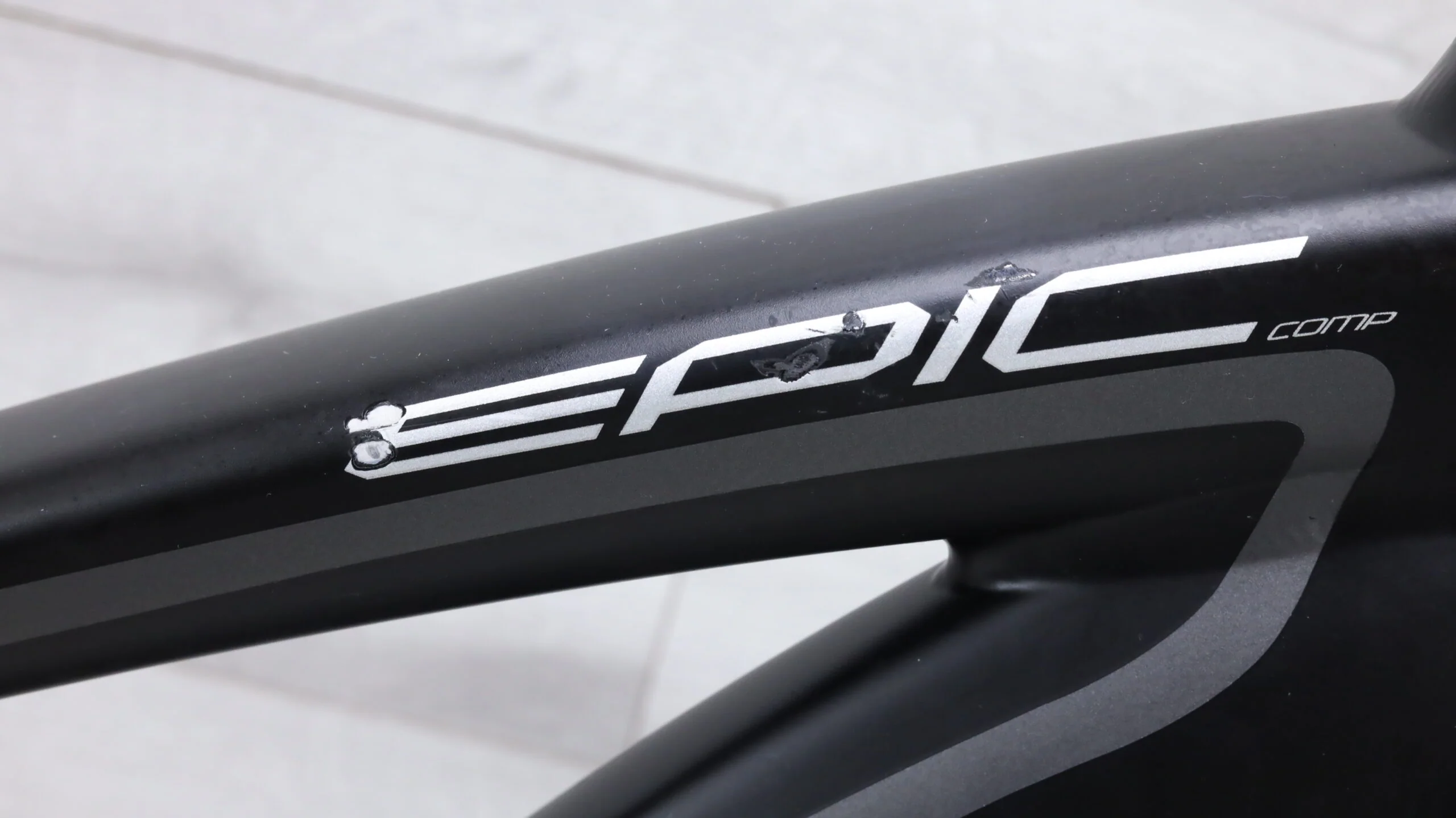 2012 Specialized Epic Comp 29er Mountain Bike - Large - Image 14