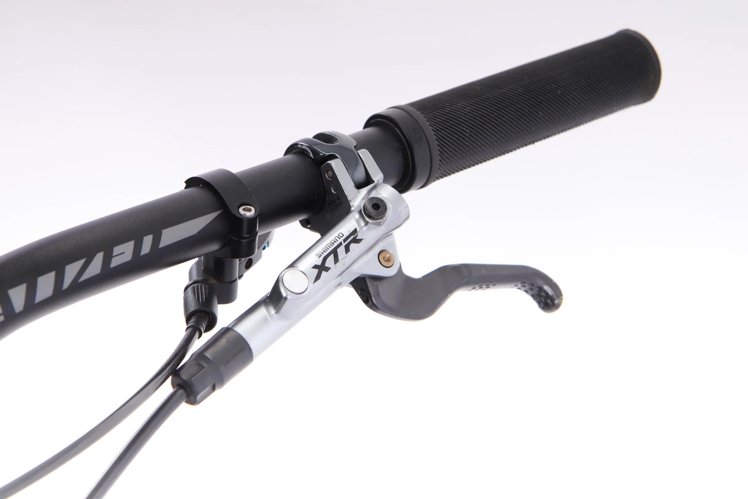 2013 Scott Genius 900 SL  Mountain Bike - Medium - Image 11