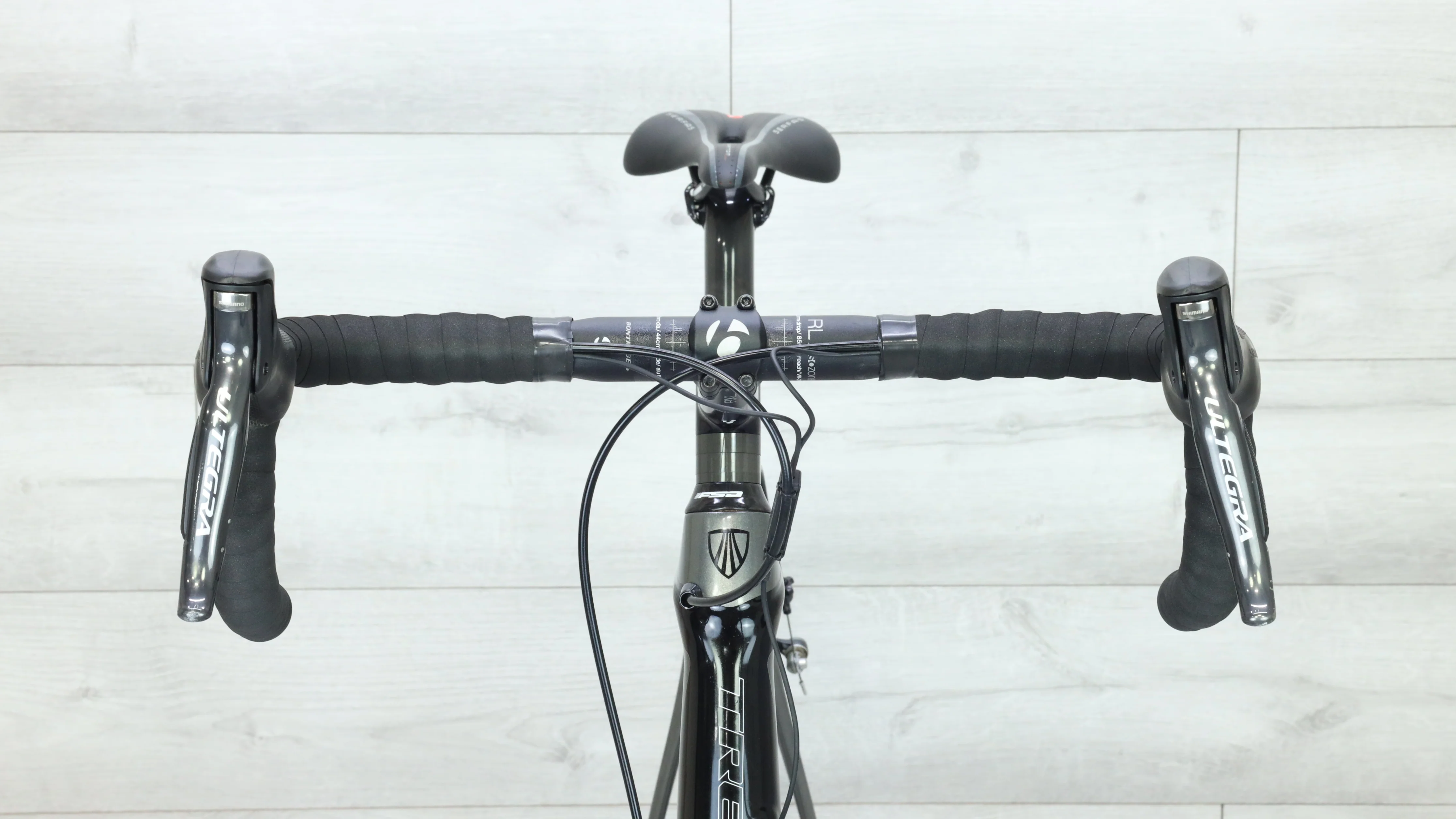 Trek Domane 5.9 Road Bike - 2013, 62cm - Image 10