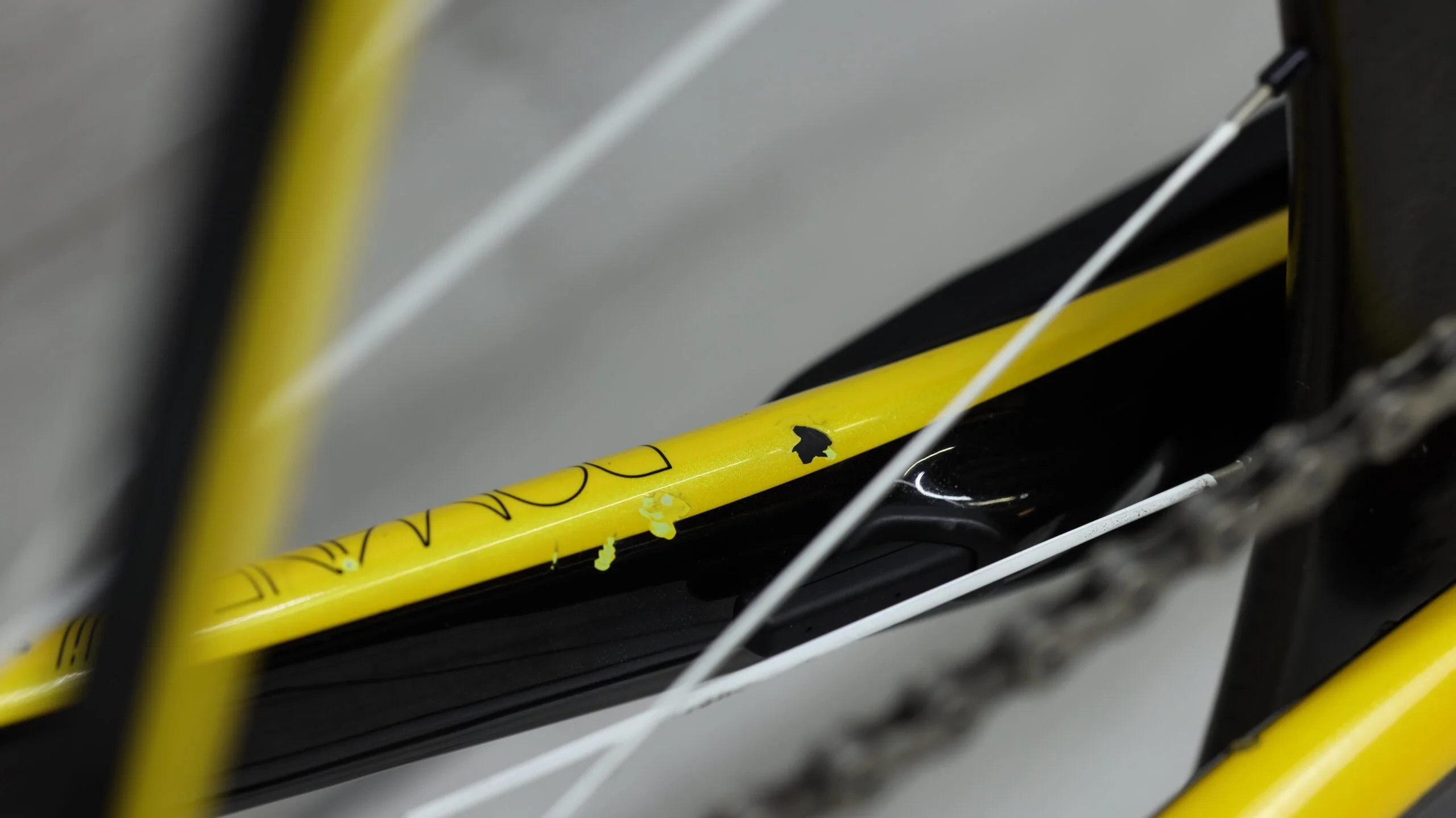 2013 Trek Domane 6.2 Project One Road Bike - 56cm - Image 16