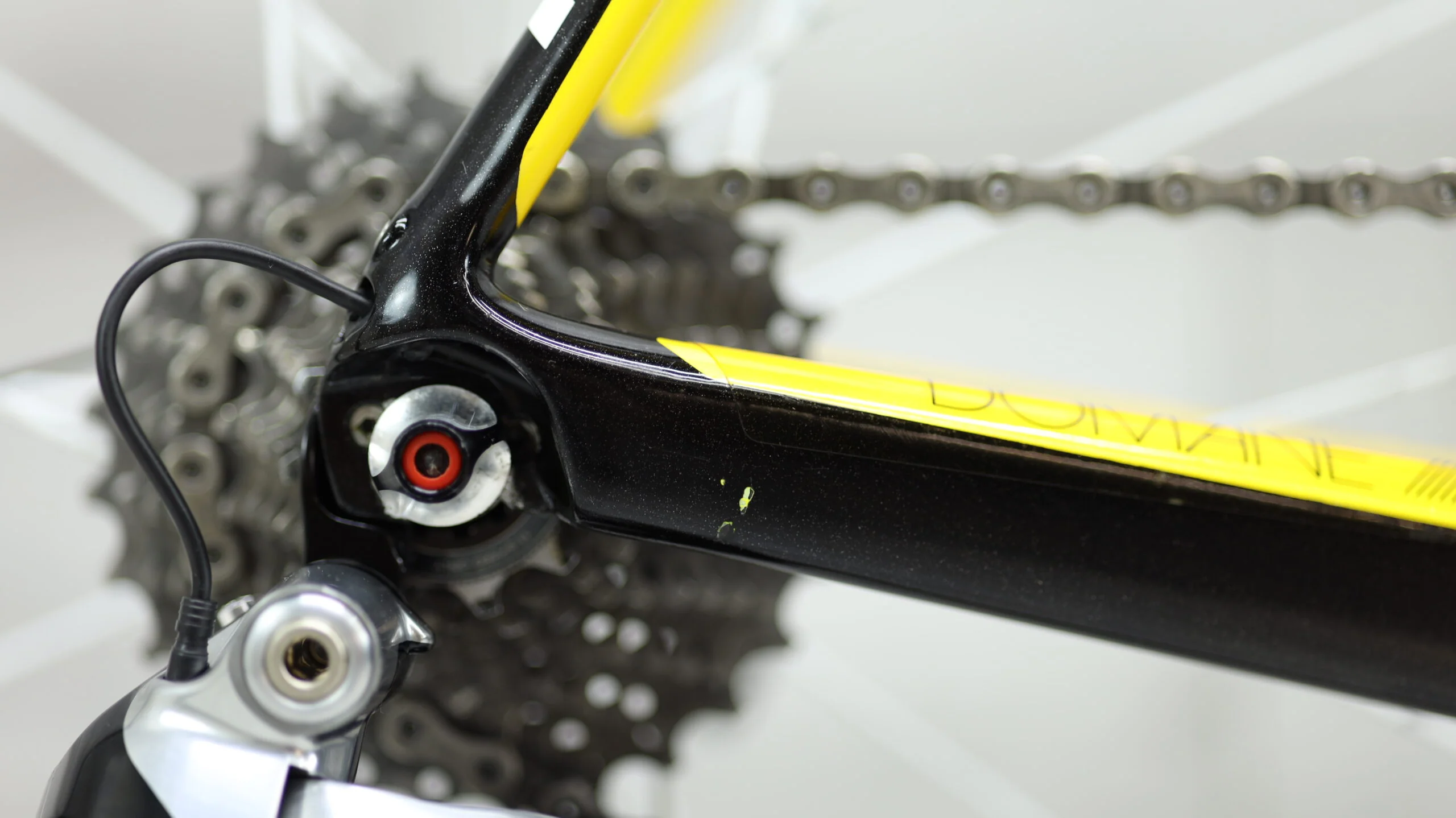 2013 Trek Domane 6.2 Project One Road Bike - 56cm - Image 17