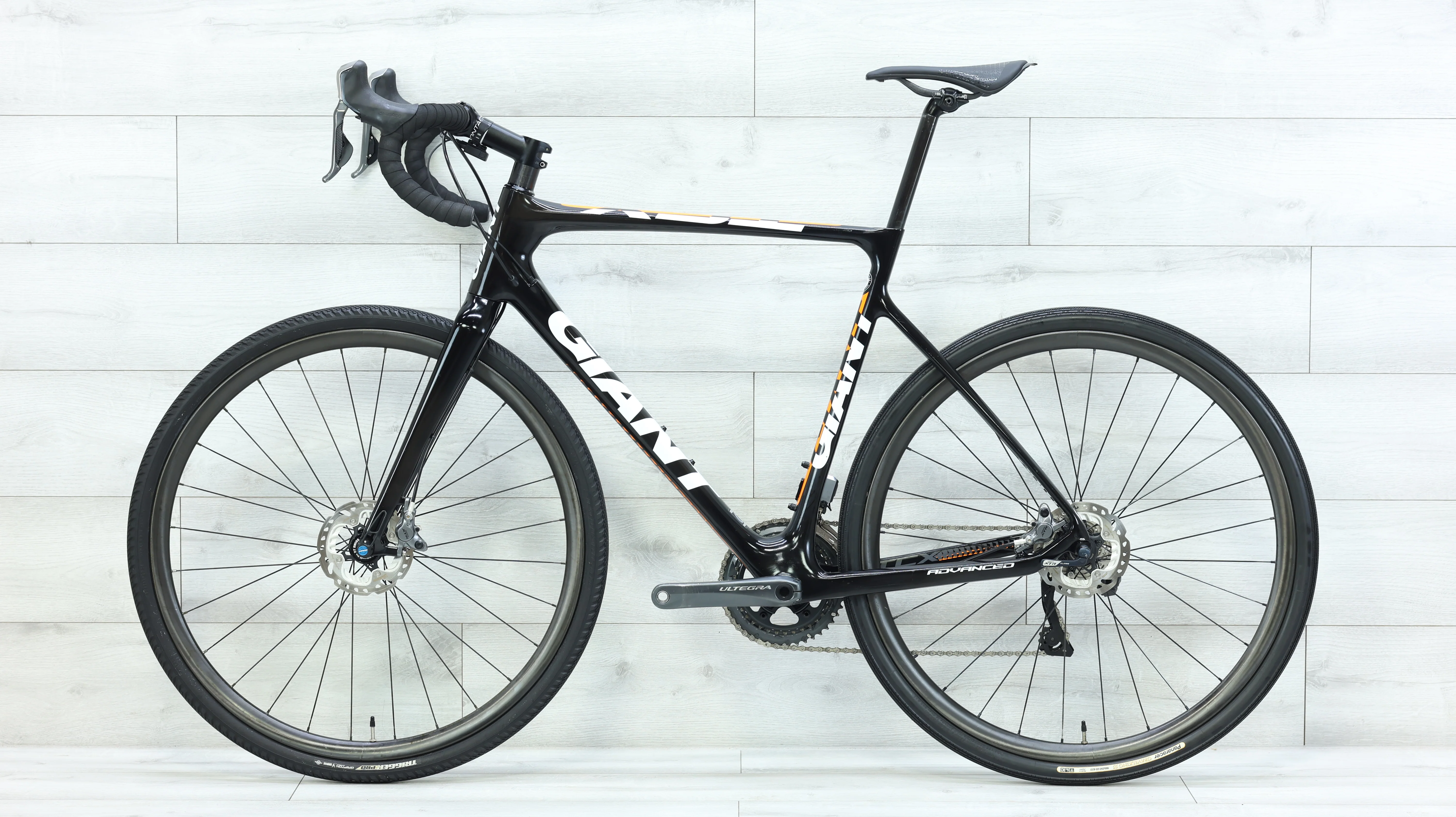 2014 Giant TCX Advanced Ultegra Di2 Cyclocross Bike - Med/Large - Image 2