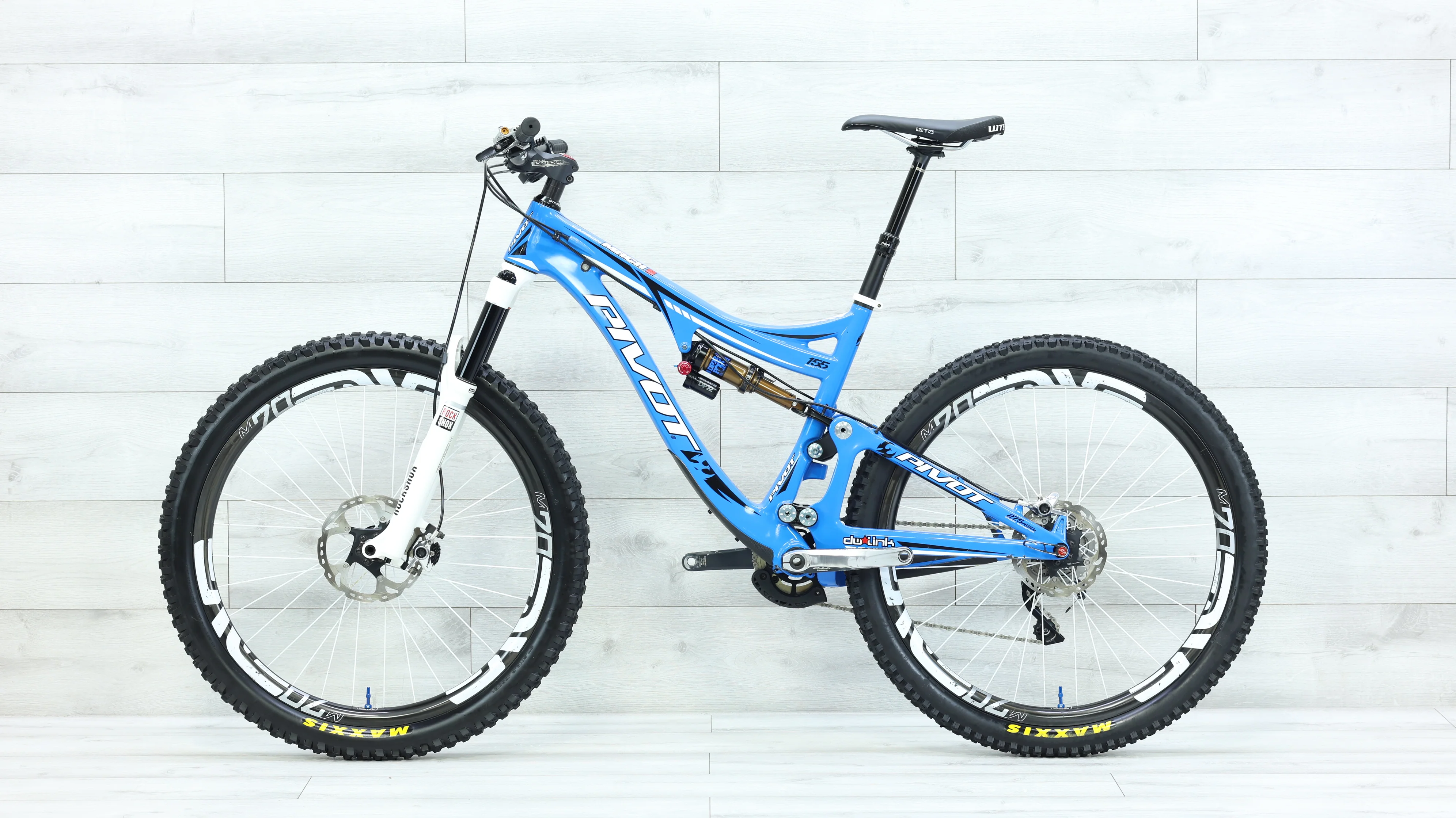 2014 Pivot Mach 6 Carbon Mountain Bike - Medium - Image 2