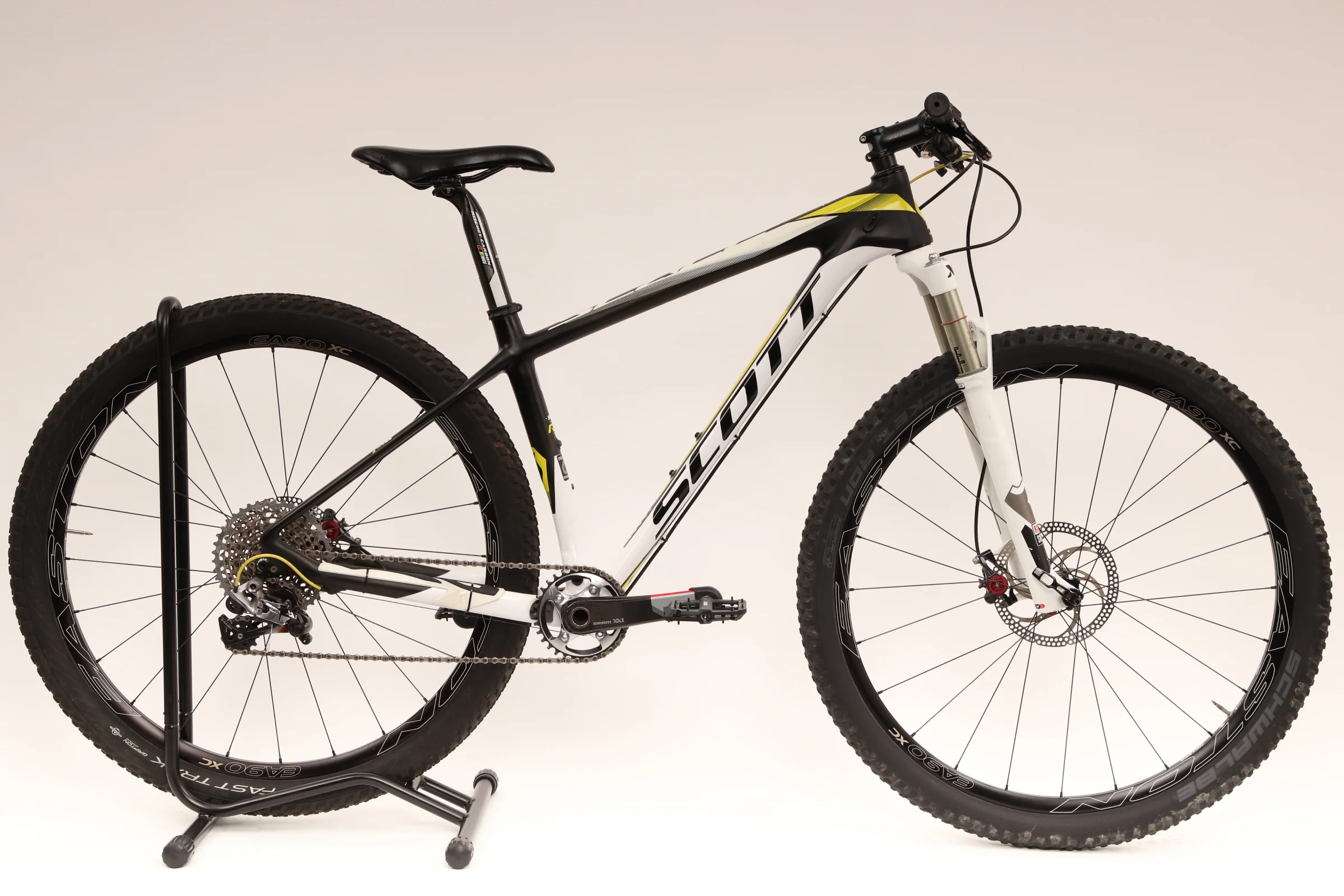 2014 SCOTT SCALE 900 RC Mountain Bike - Medium