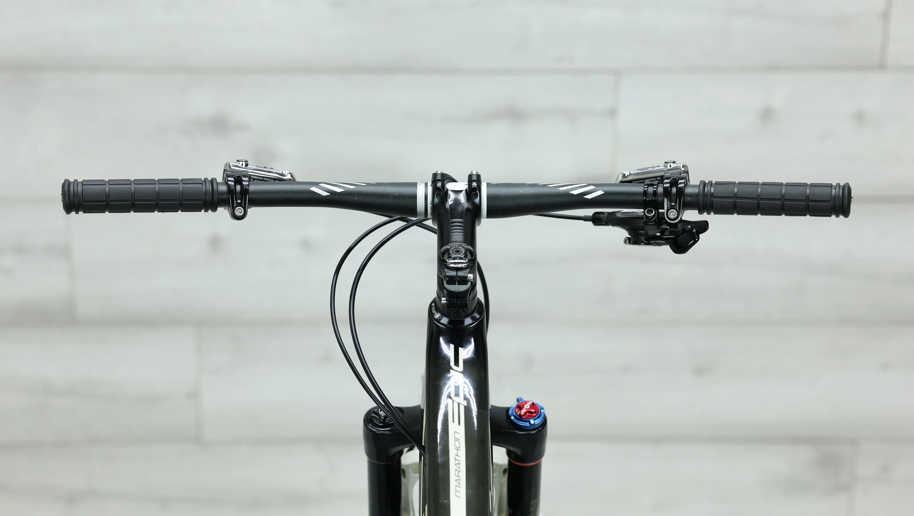 2014 Specialized Epic Marathon Carbon 29 Mountain Bike - Large - Image 12