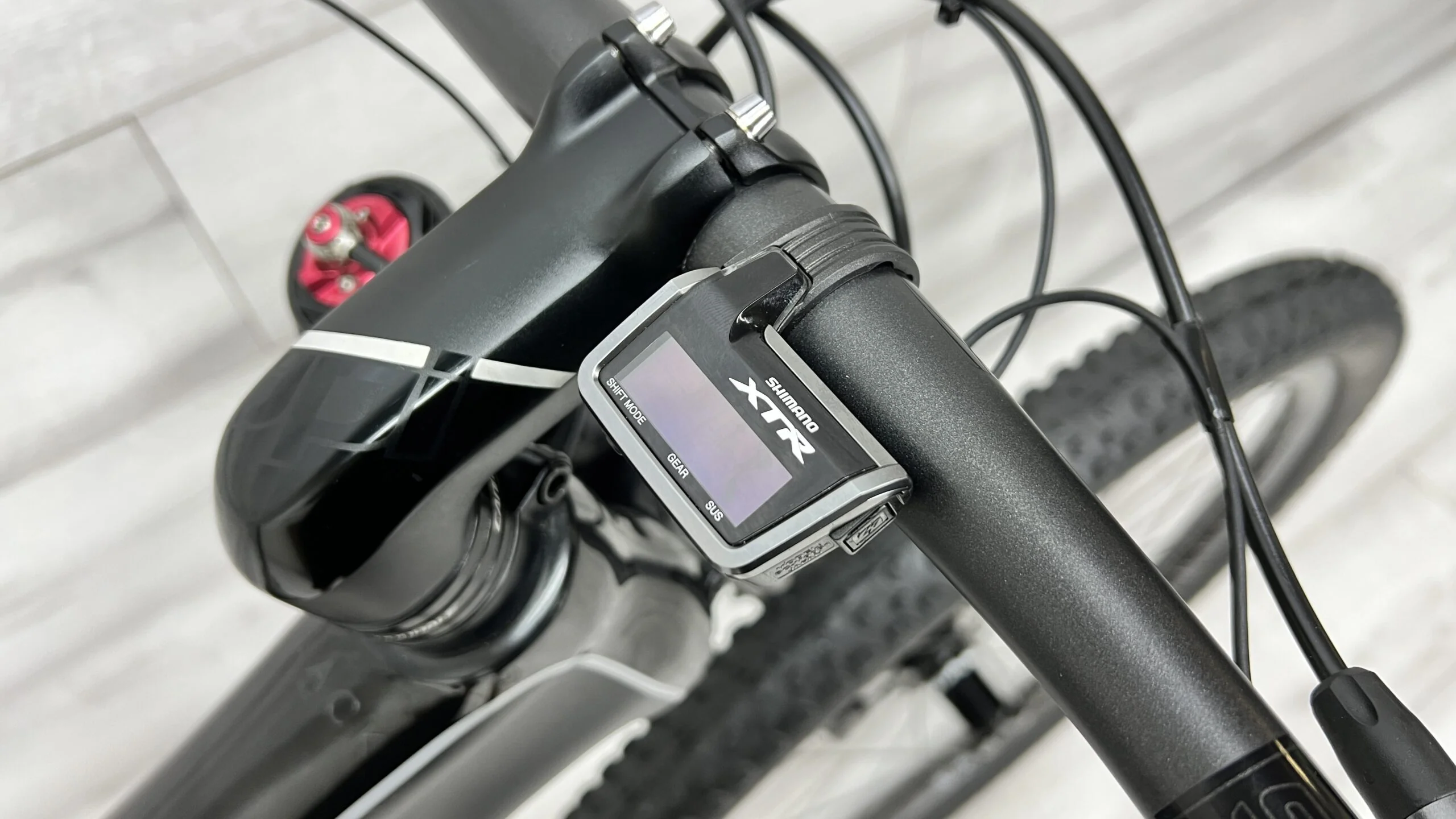 2015 Cannondale F-Si Carbon Black Inc. Mountain Bike - Medium - Image 7