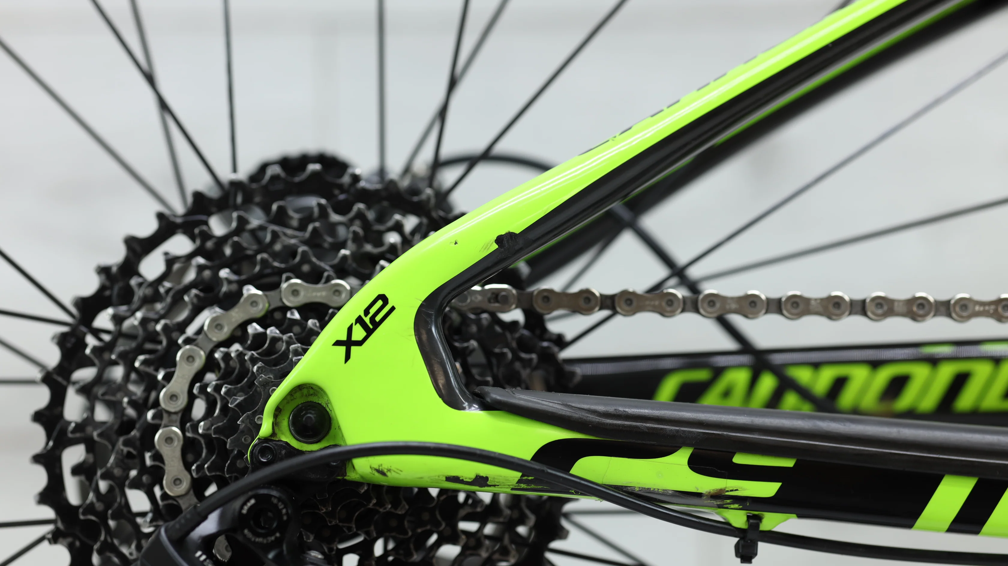 2015 Cannondale Scalpel 29 Carbon Team Mountain Bike - Medium - Image 15