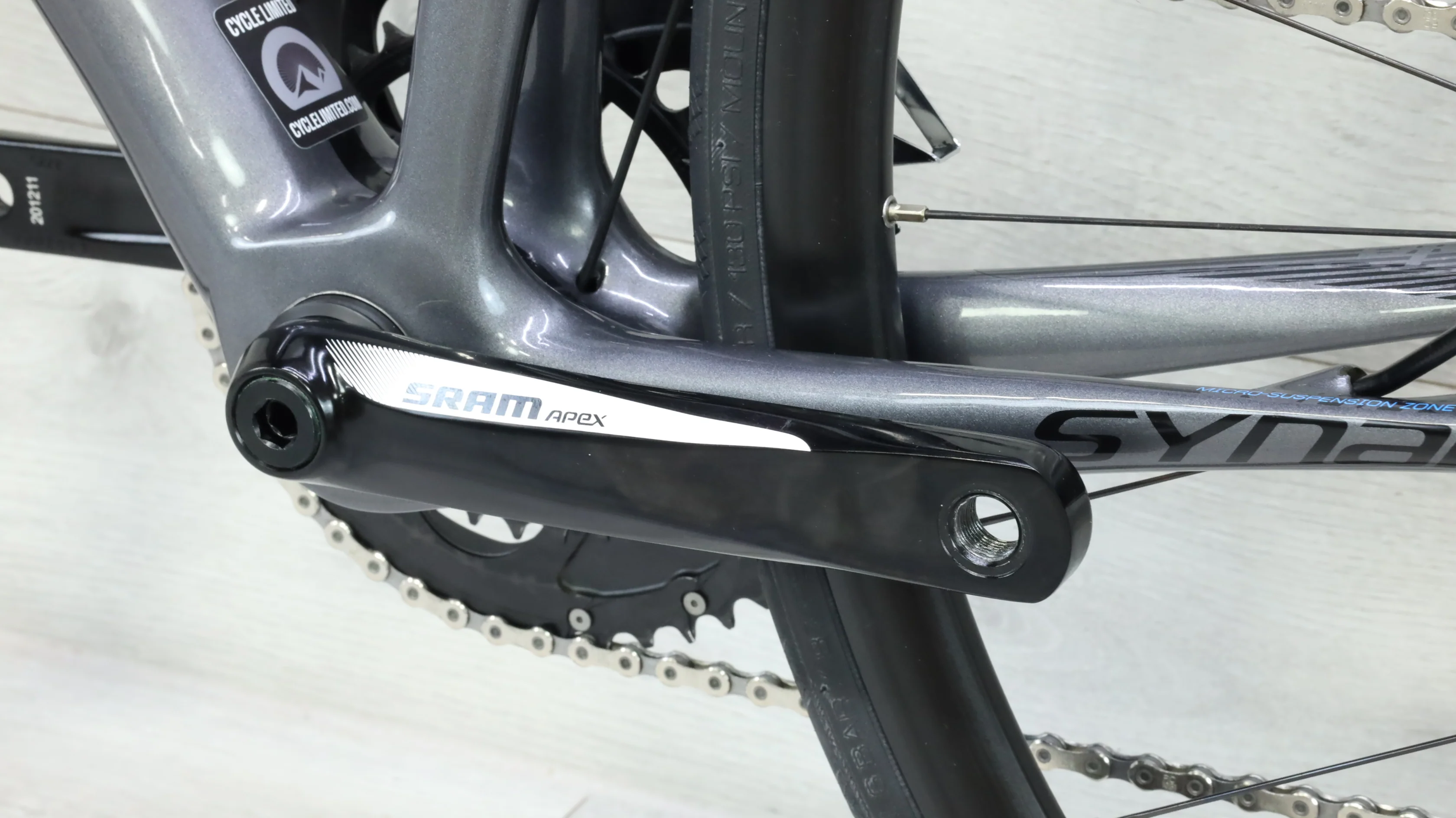 2015 Cannondale Synapse High Mod Carbon Disc Road Bike - 51cm - Image 6