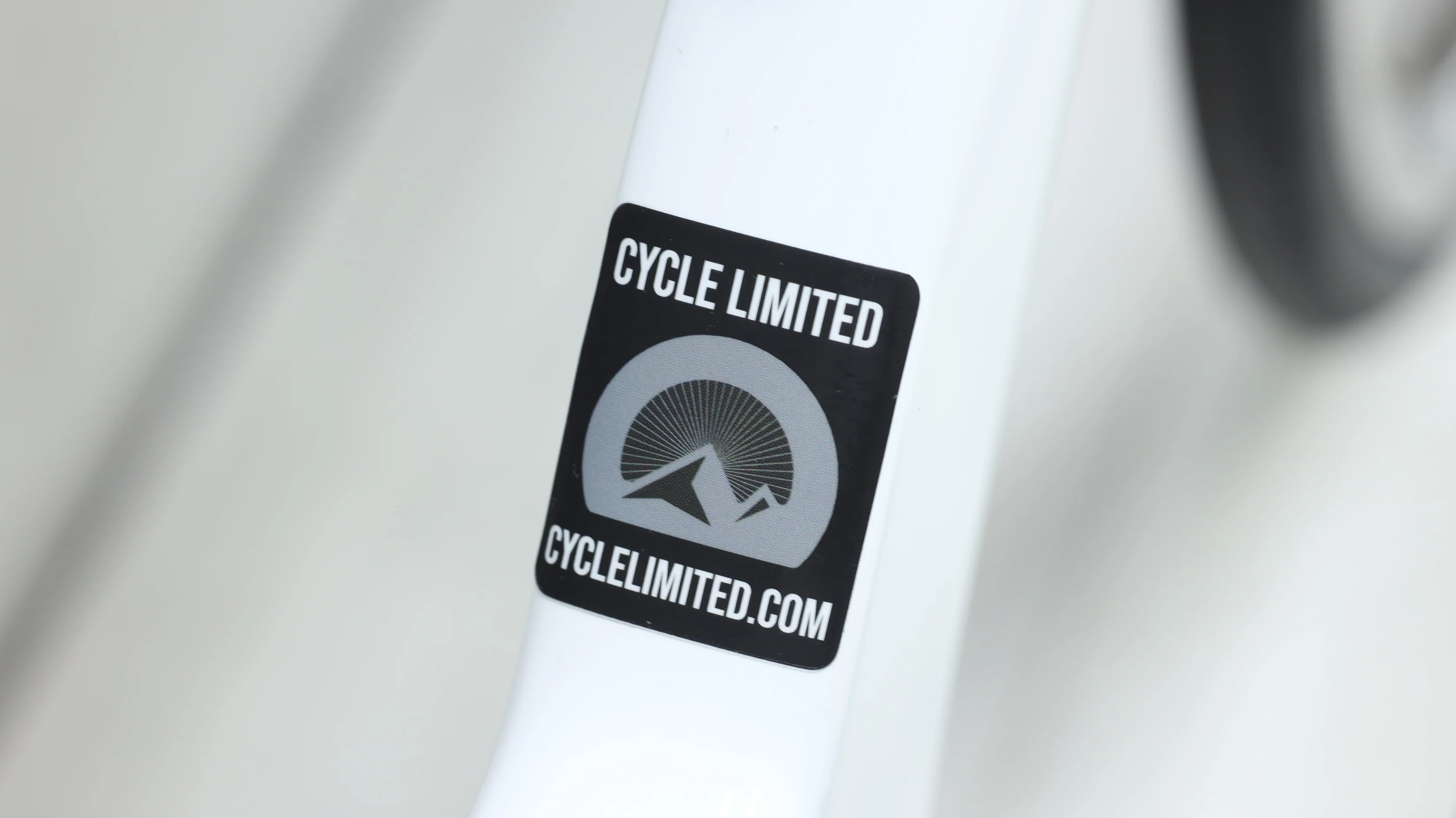 2015 Cervelo P2 Triathlon Bike - 54cm - Image 3