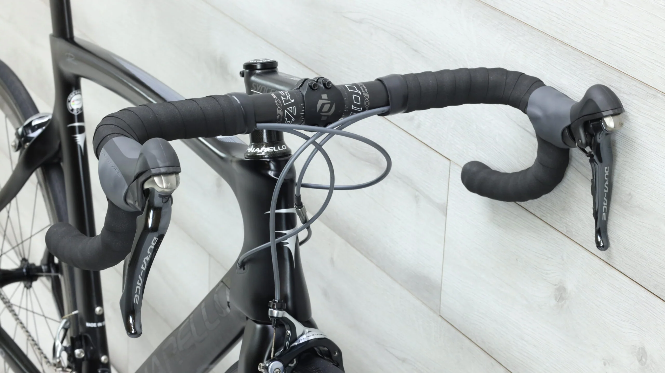 2015 Pinarello Dogma F8 Road Bike - 56cm - Image 8