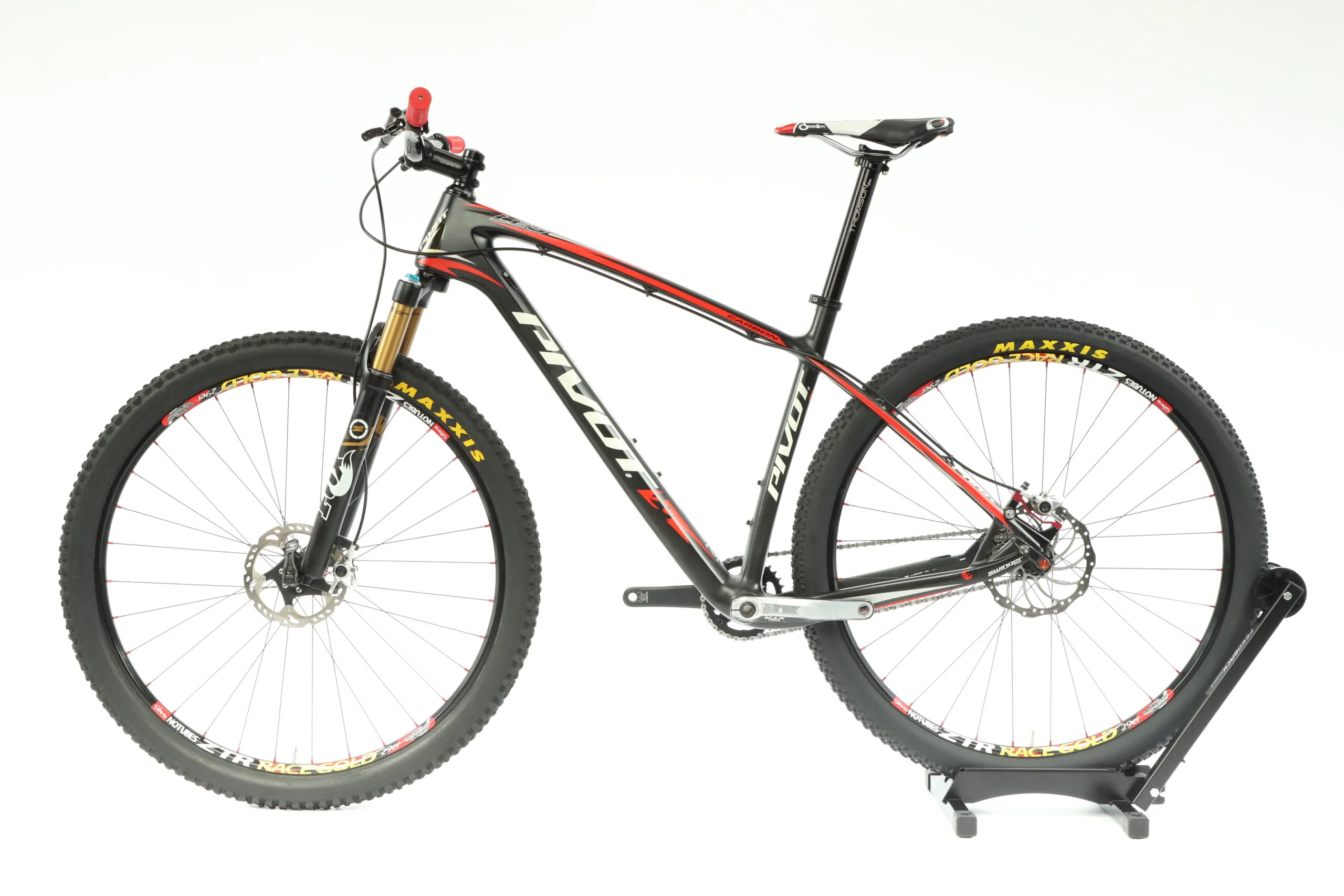 2015 Pivot LES Mountain Bike - Large - Image 2