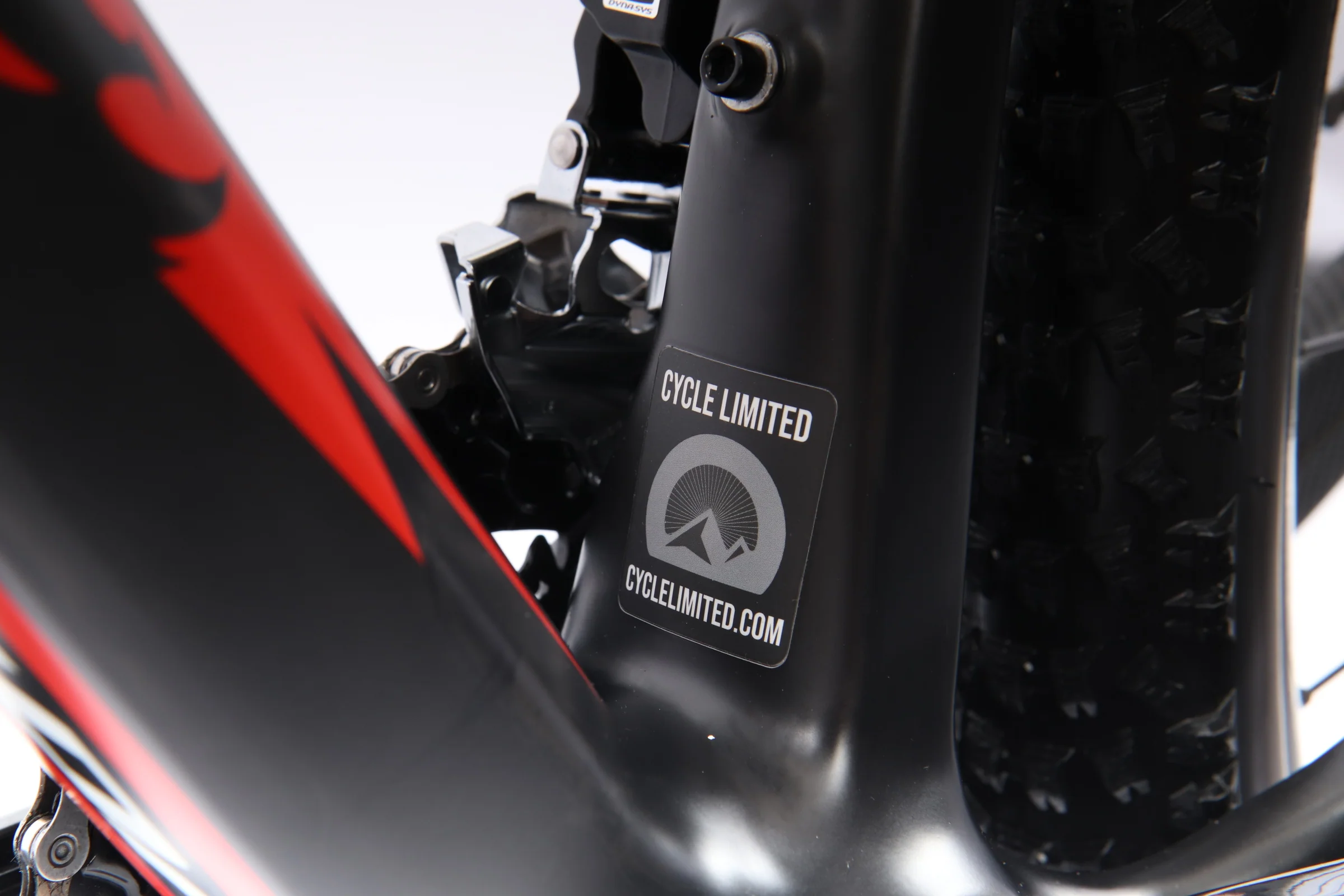 2015 Pivot LES Mountain Bike - Small - Image 3