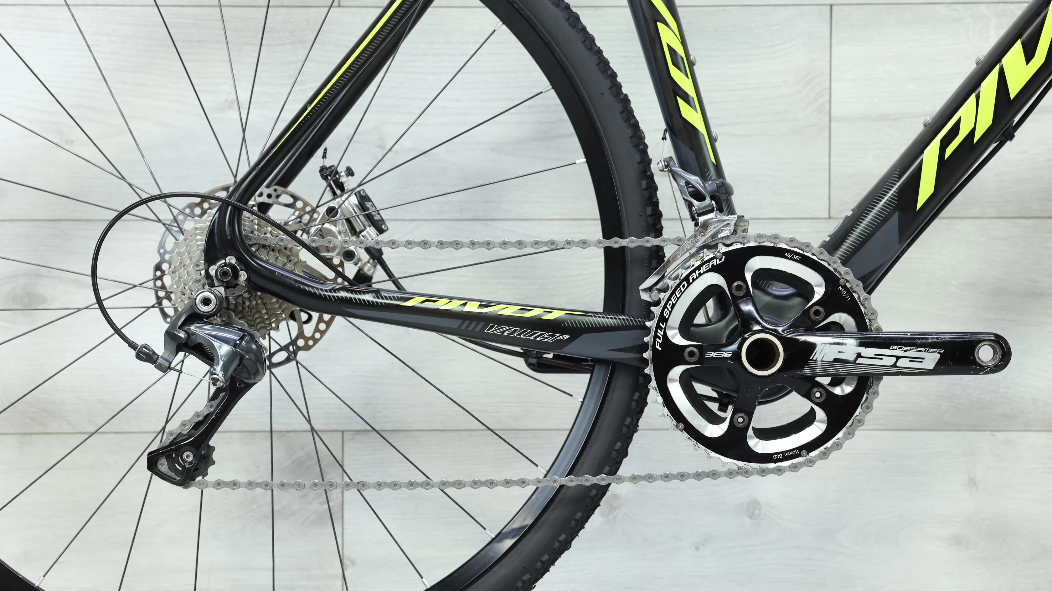 2015 Pivot Vault Gravel Bike - Medium - Image 4