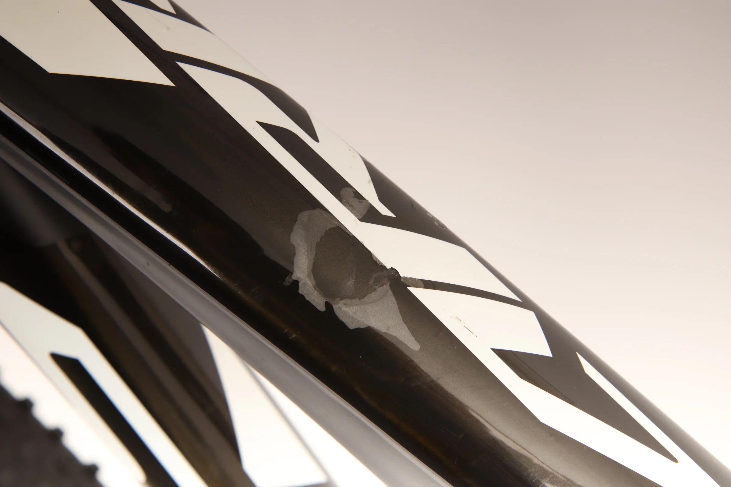 2015 SCOTT SPARK 700 PREMIUM  Mountain Bike - Medium - Image 14