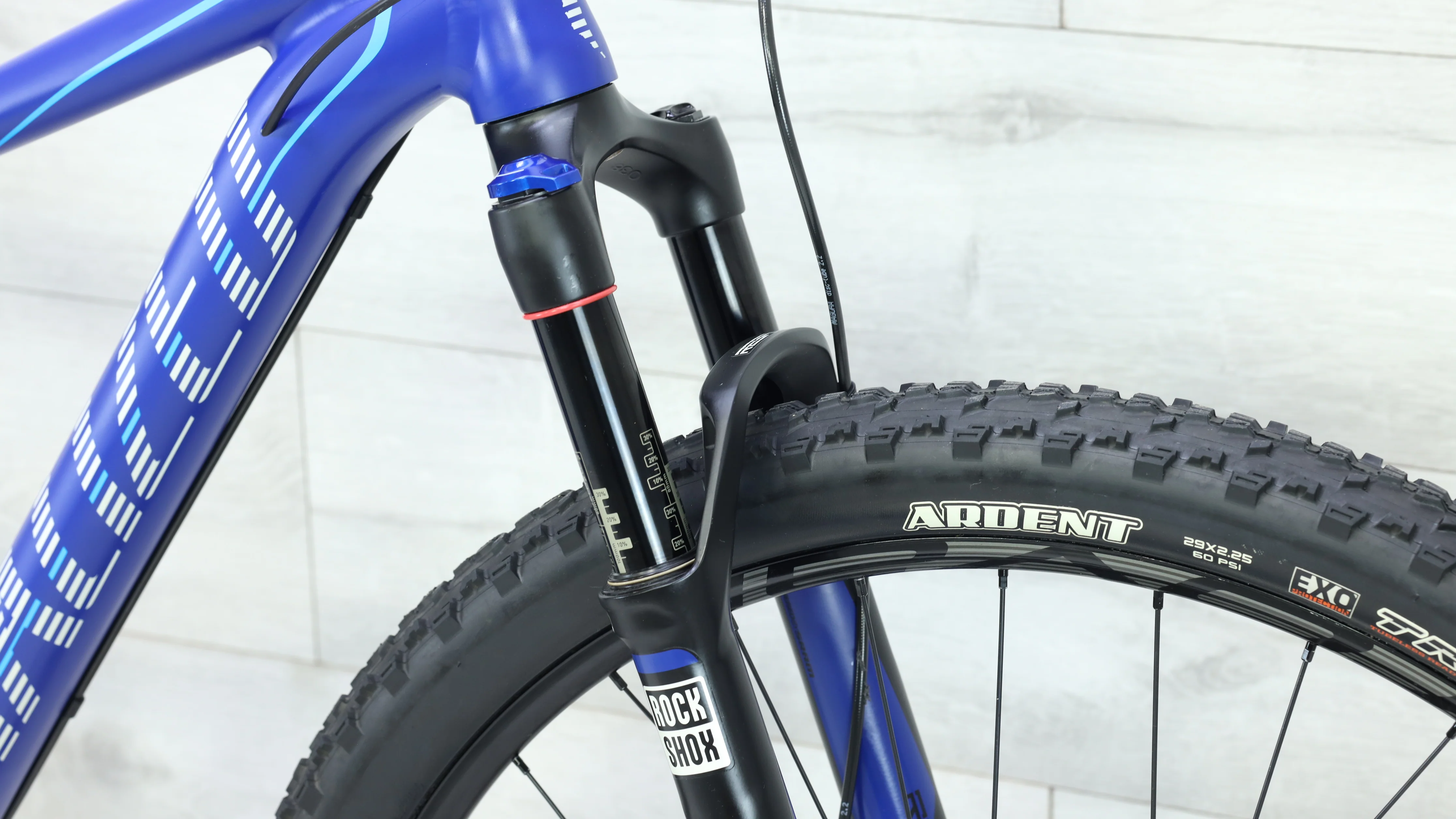 2015 Specialized Epic Comp 29 Mountain Bike - Medium - Image 7
