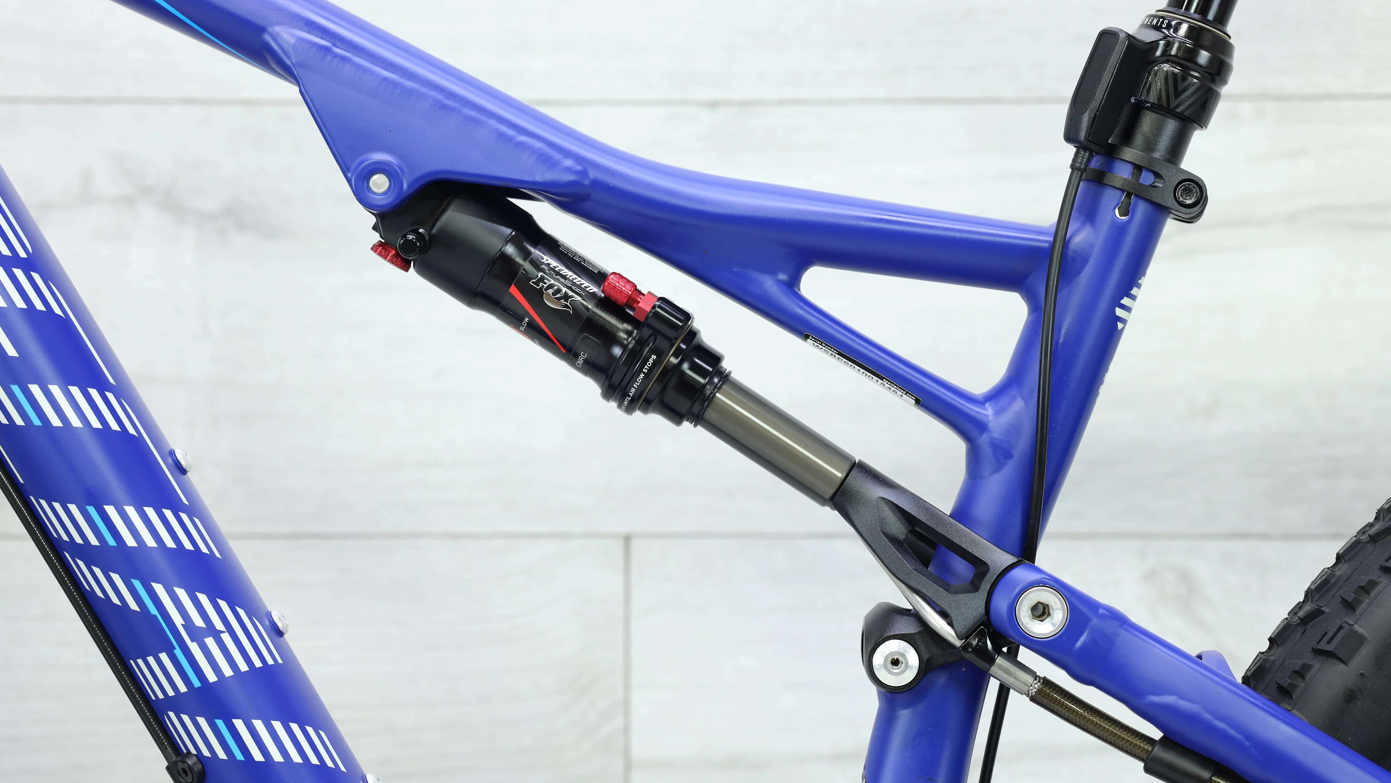 2015 Specialized Epic Comp 29 Mountain Bike - Medium - Image 8