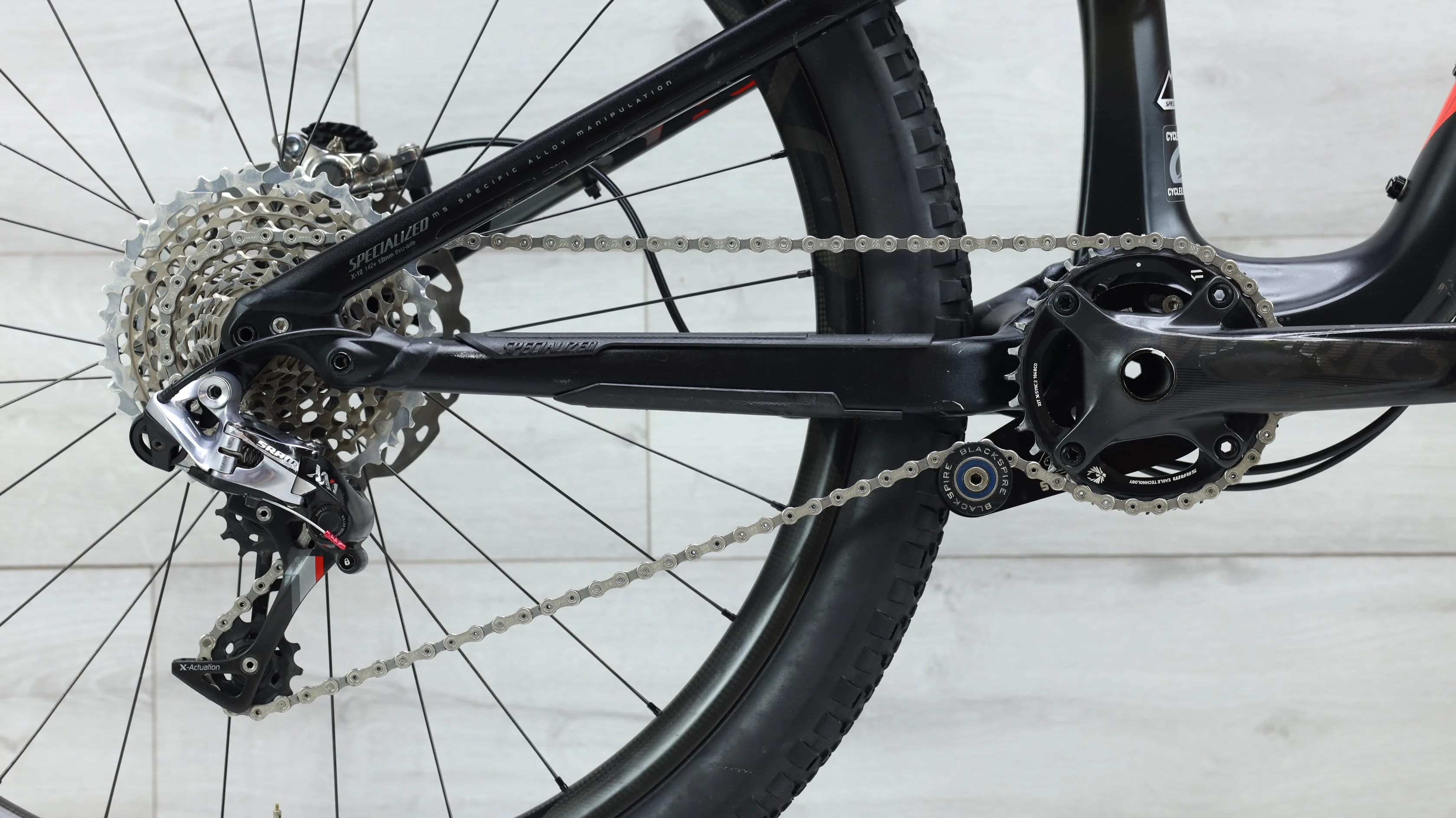 2015 SPECIALIZED S-WORKS STUMPJUMPER FSR CARBON EVO 650B Mountain Bike - Large - Image 4