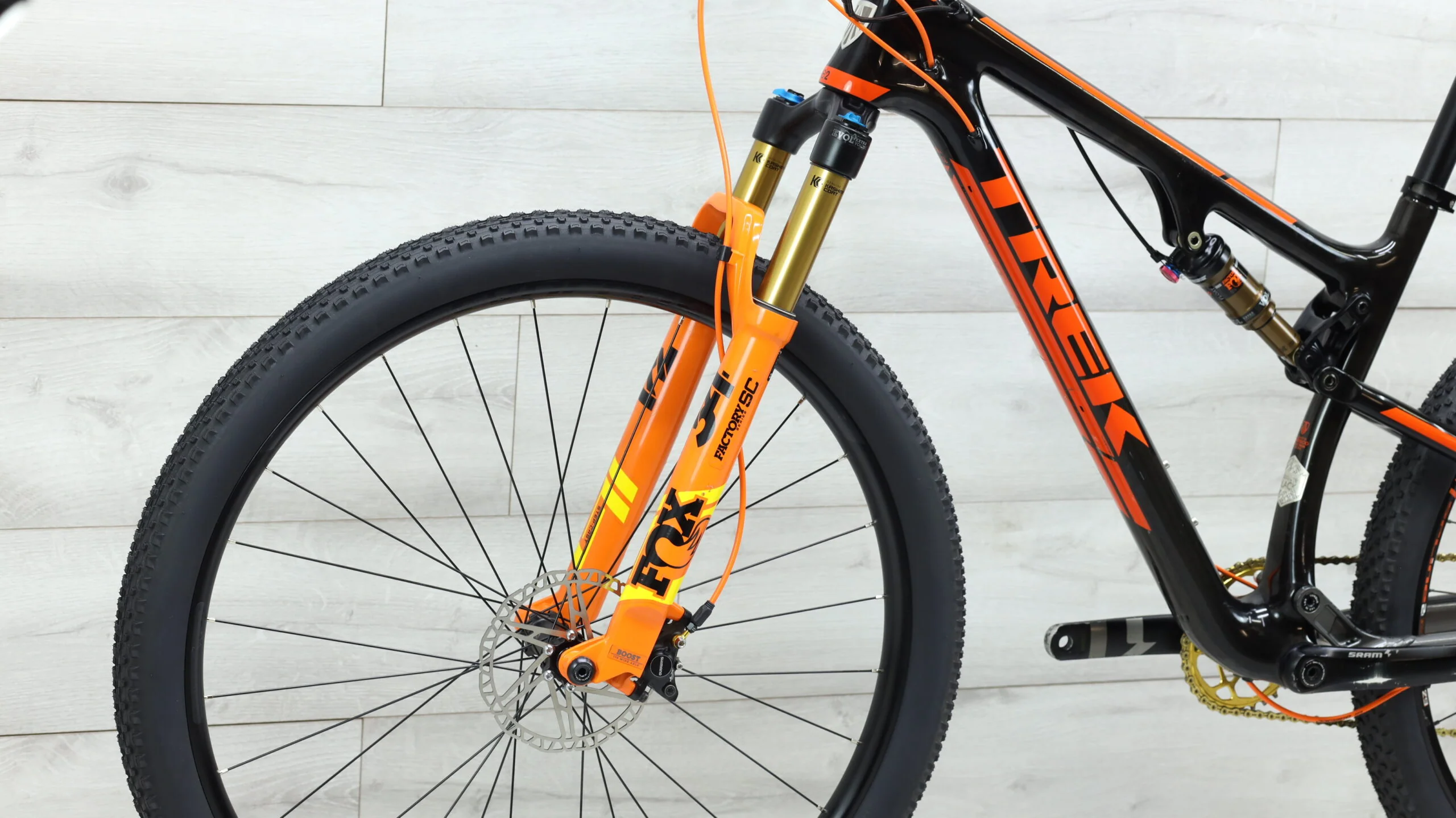 2015 Trek Superfly FS 9.8 SL  Mountain Bike - Medium - Image 10