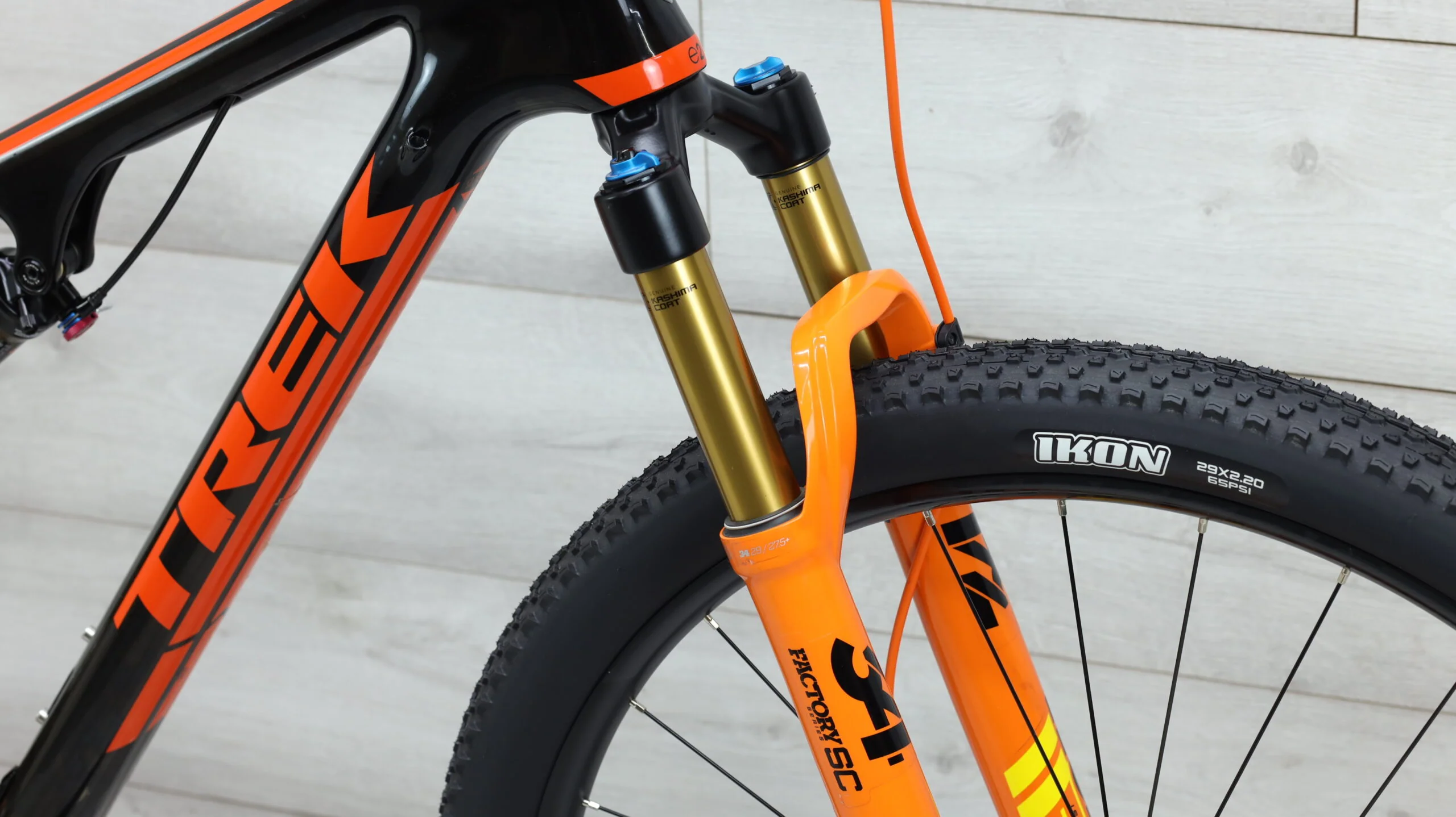 2015 Trek Superfly FS 9.8 SL  Mountain Bike - Medium - Image 9