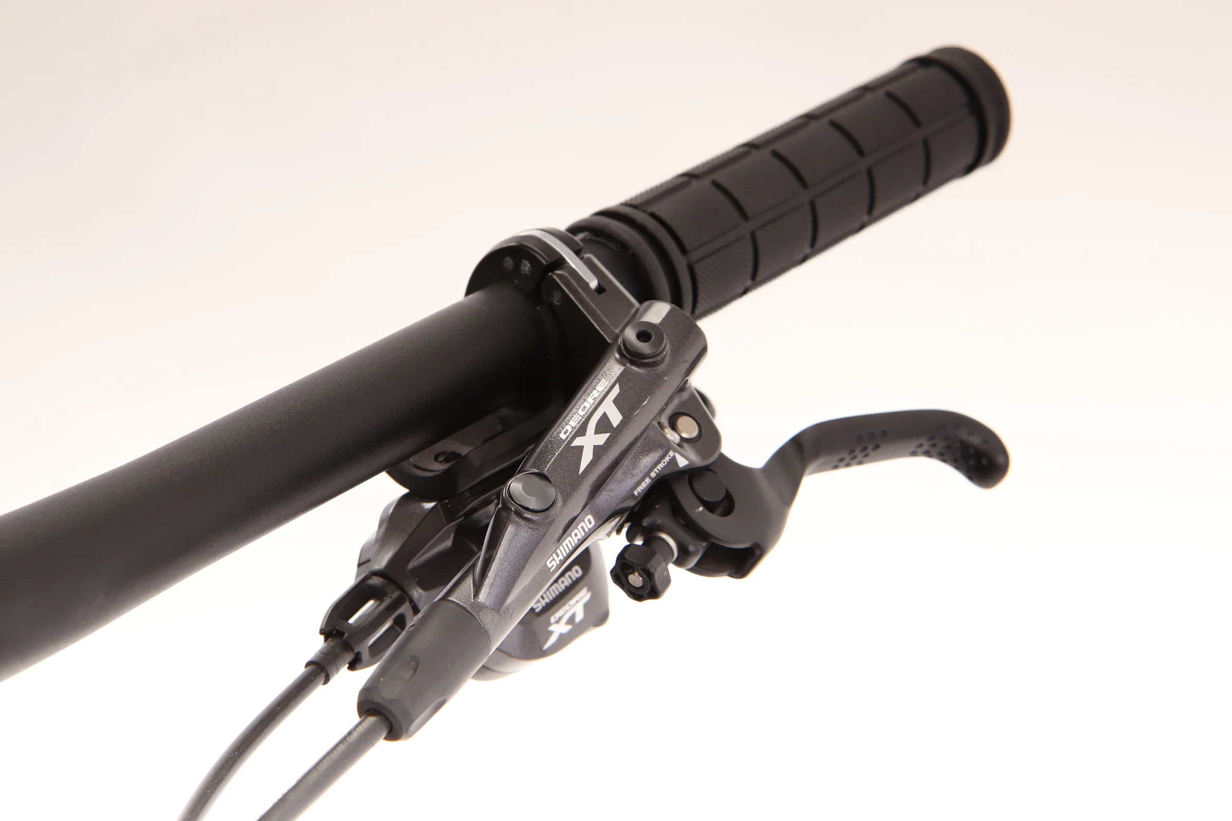 2016 BMC SPEEDFOX 02  Mountain Bike - Small - Image 11