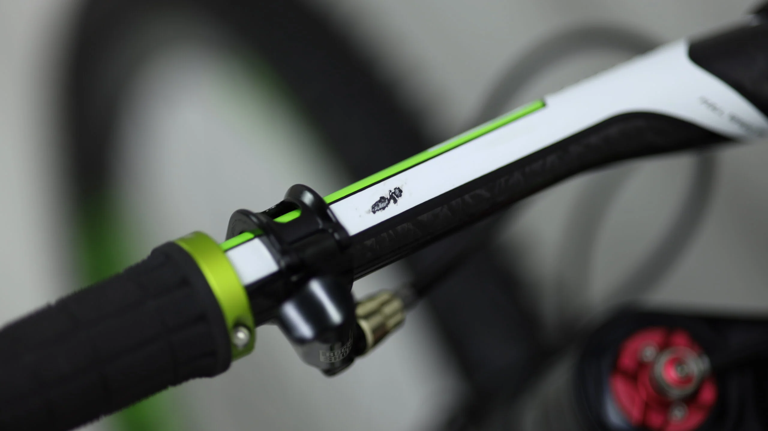 2016 Cannondale F-Si Hi-MOD Team Mountain Bike - Medium - Image 11