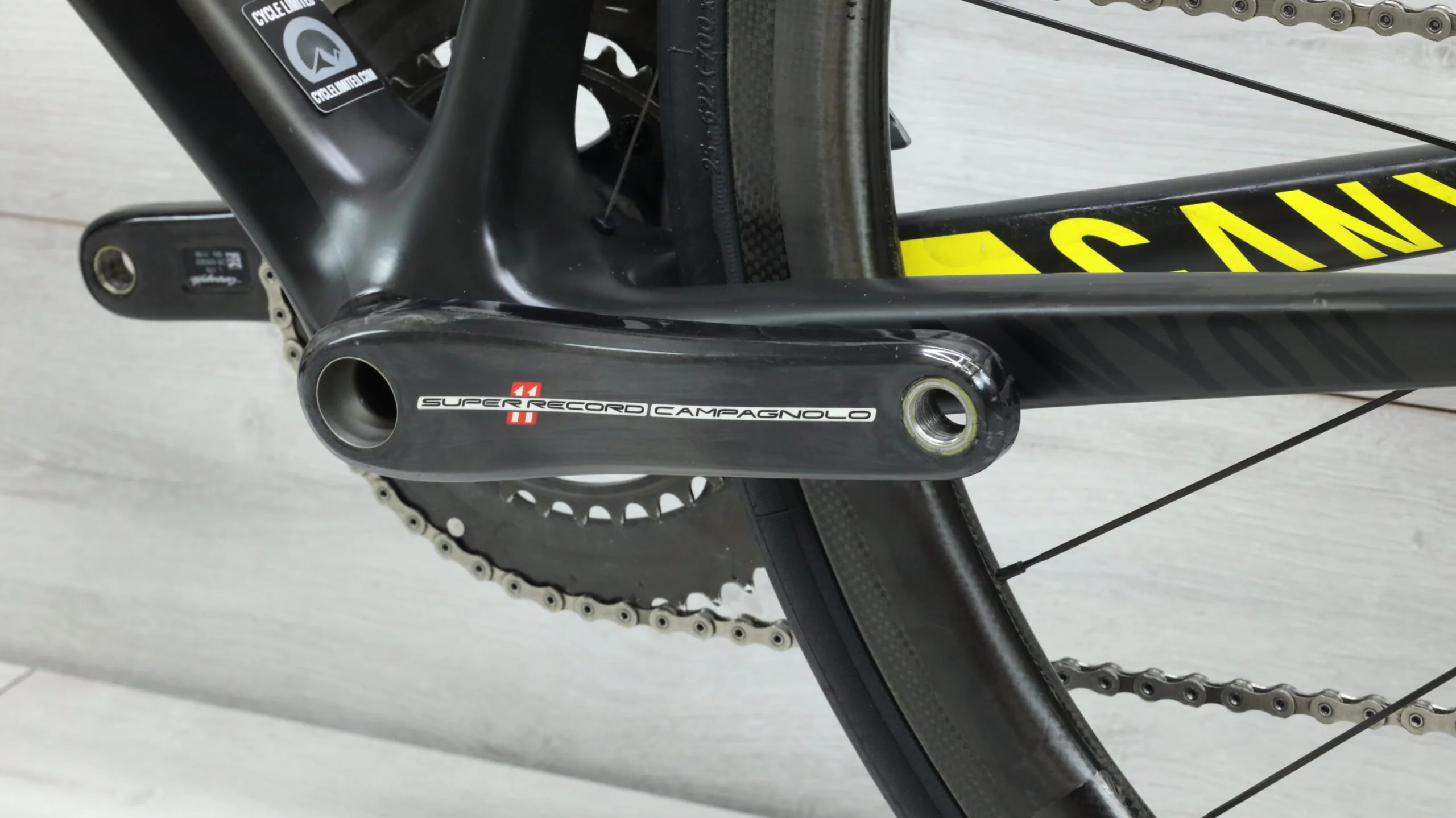 Canyon Ultimate CF SL 9.0  Road Bike - 2016, Large - Image 6