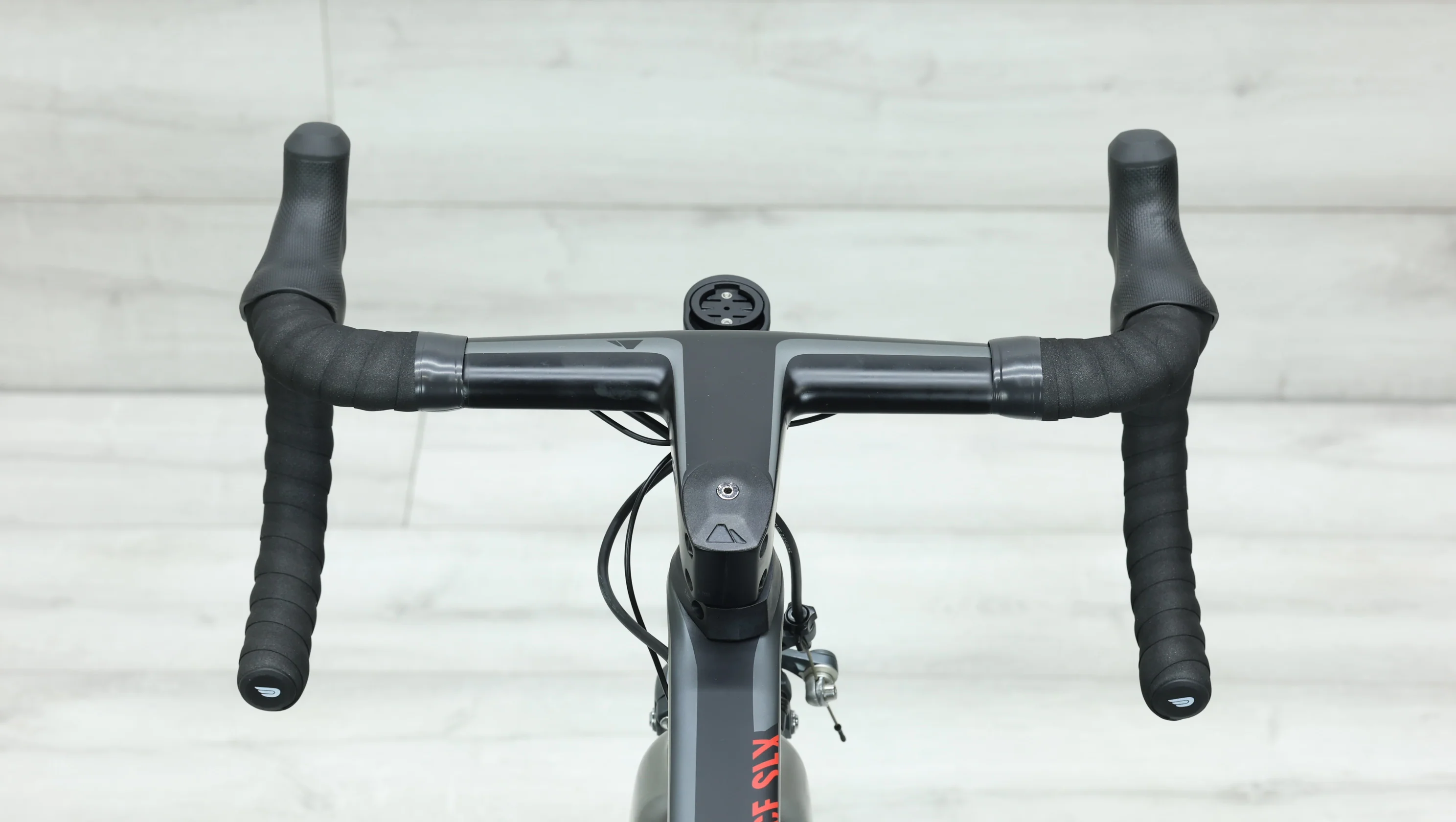 Canyon Ultimate CF SLX 8.0 Road Bike - 2016, Small - Image 11