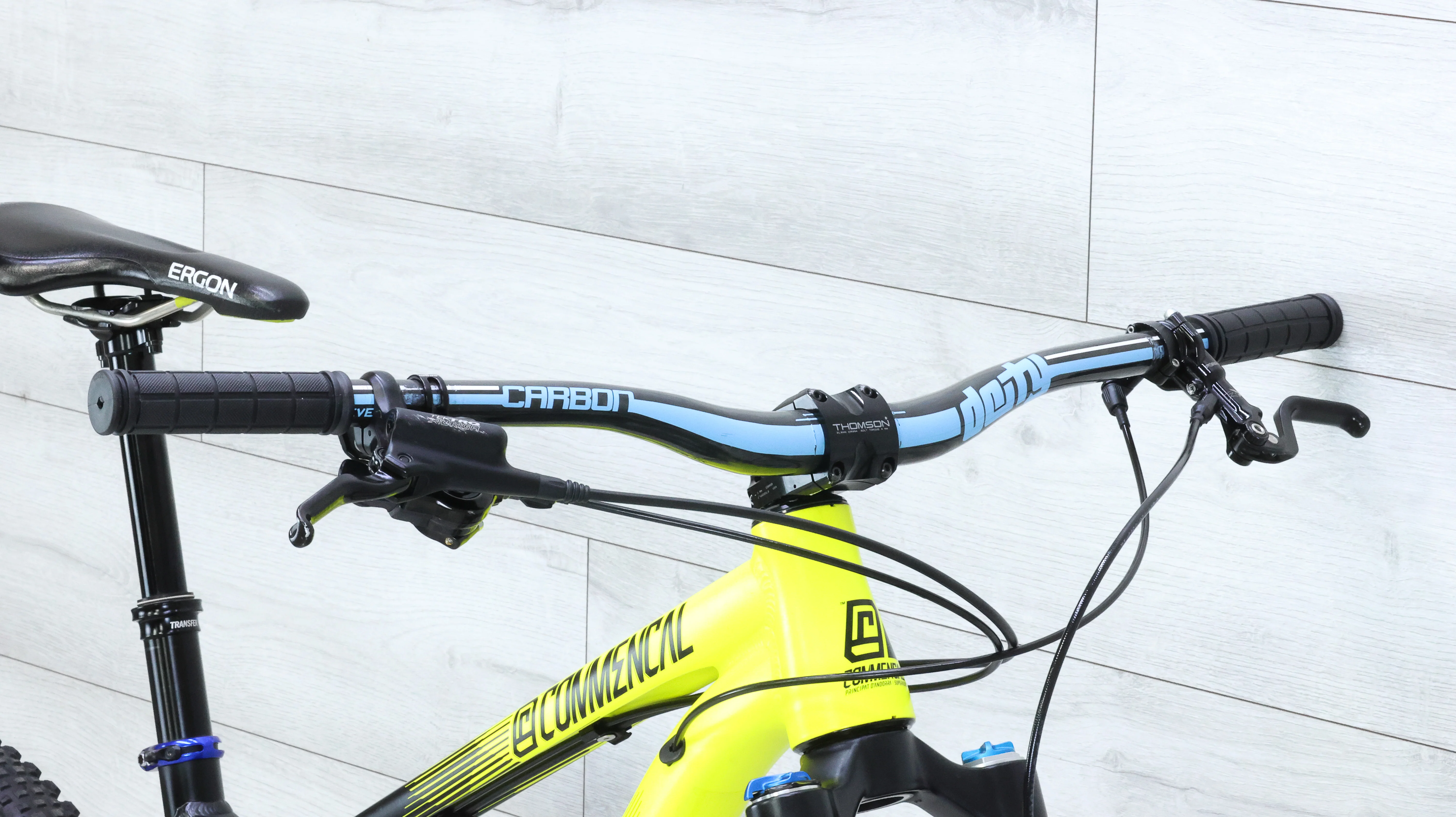 Commencal Meta HT AM Race Plus 650B Mountain Bike - 2016, Medium - Image 11