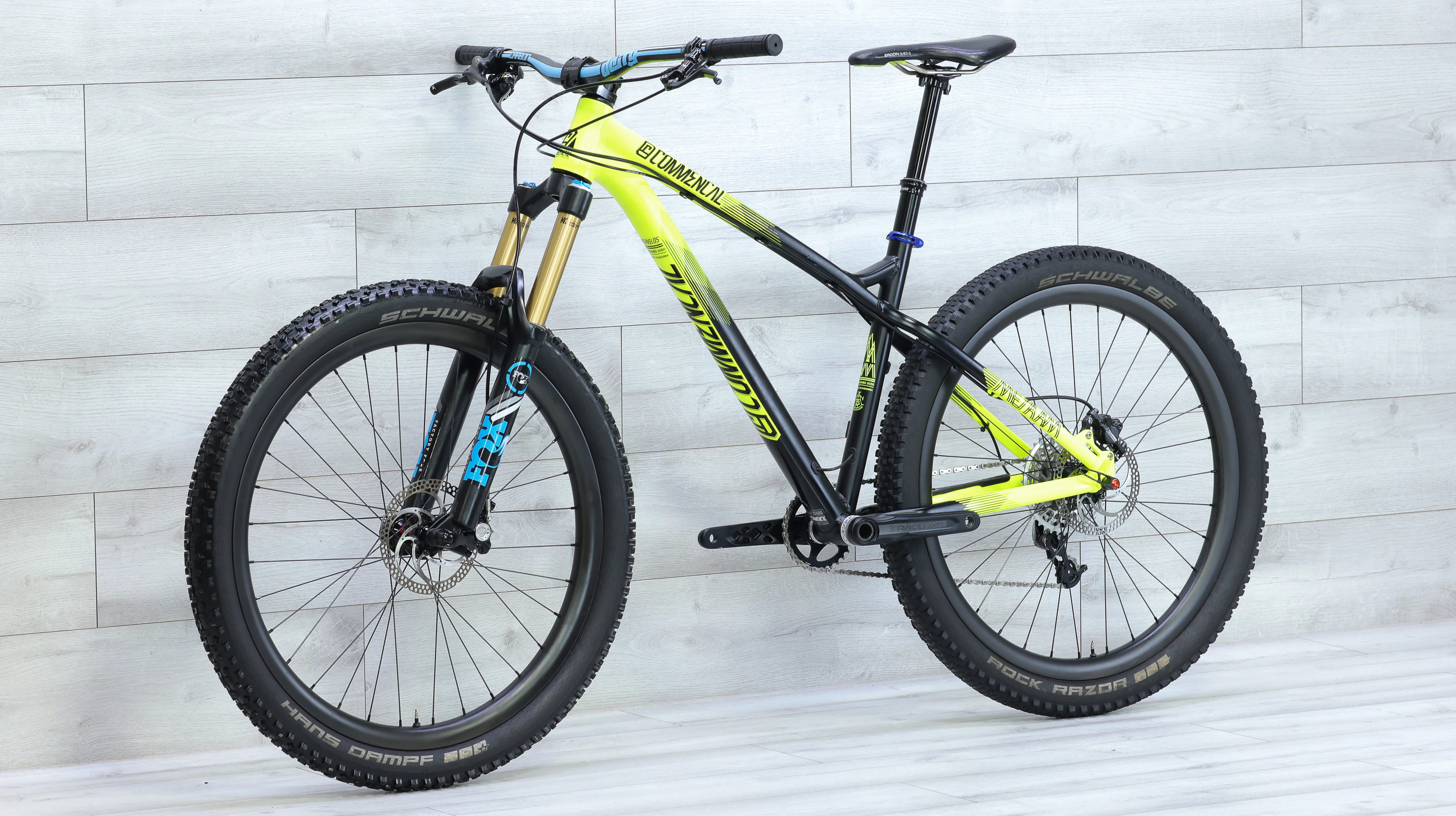 Commencal Meta HT AM Race Plus 650B Mountain Bike - 2016, Medium - Image 4