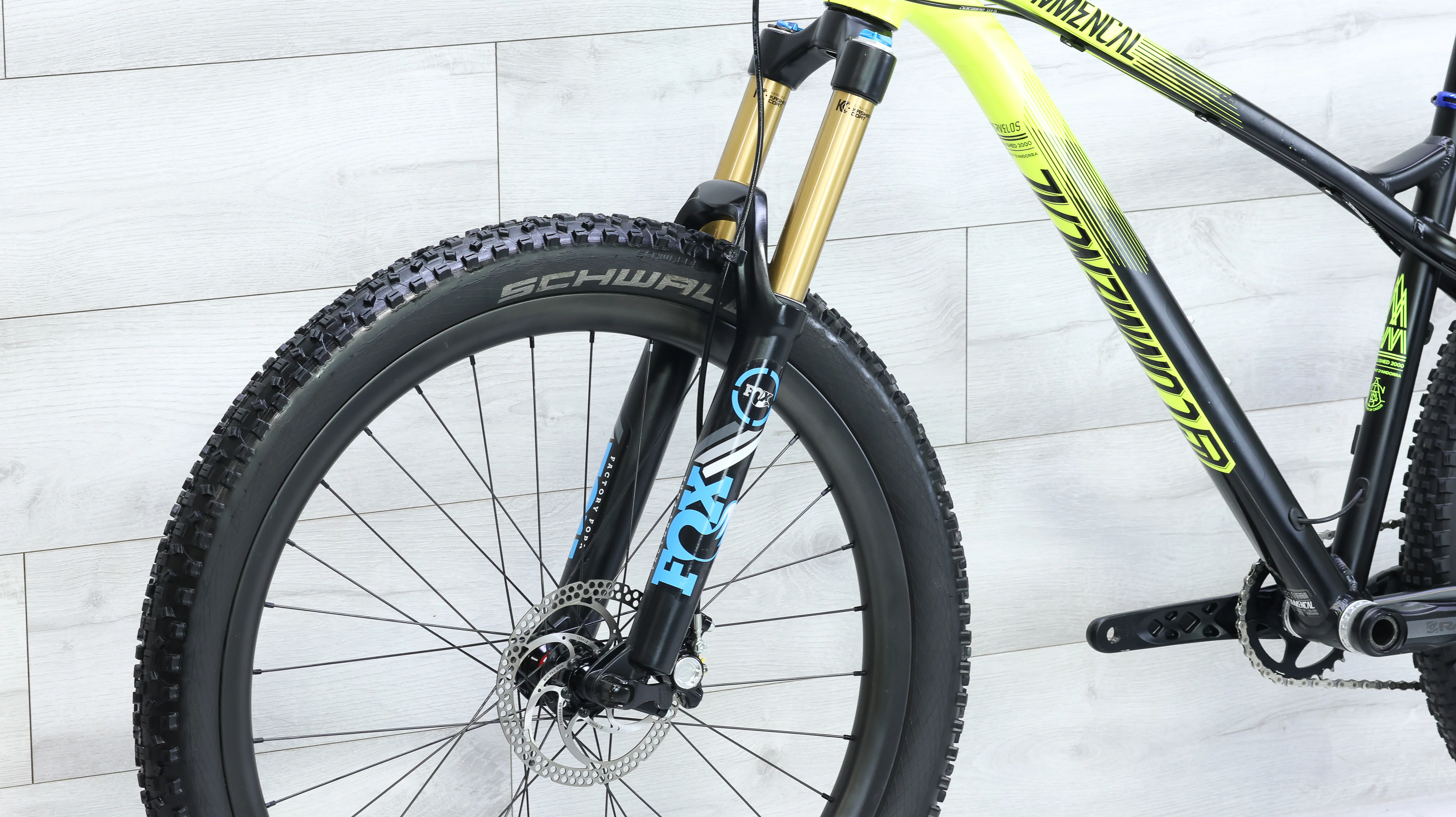 Commencal Meta HT AM Race Plus 650B Mountain Bike - 2016, Medium - Image 9
