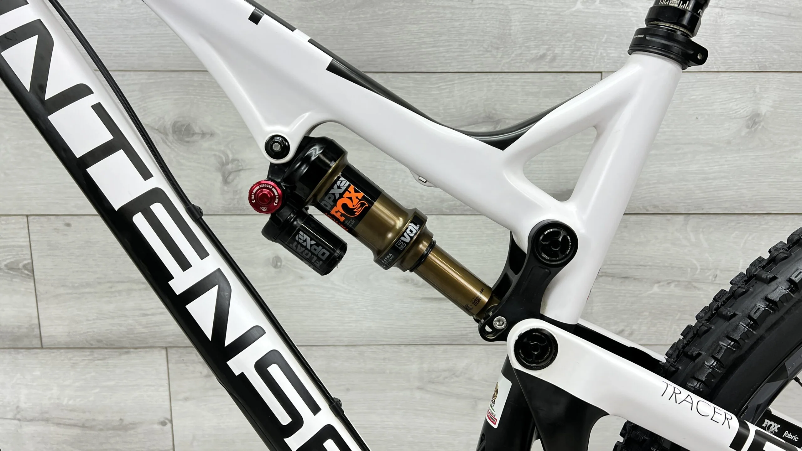 2016 Intense Tracer 275 Palmer Edition  Mountain Bike - Medium - Image 10