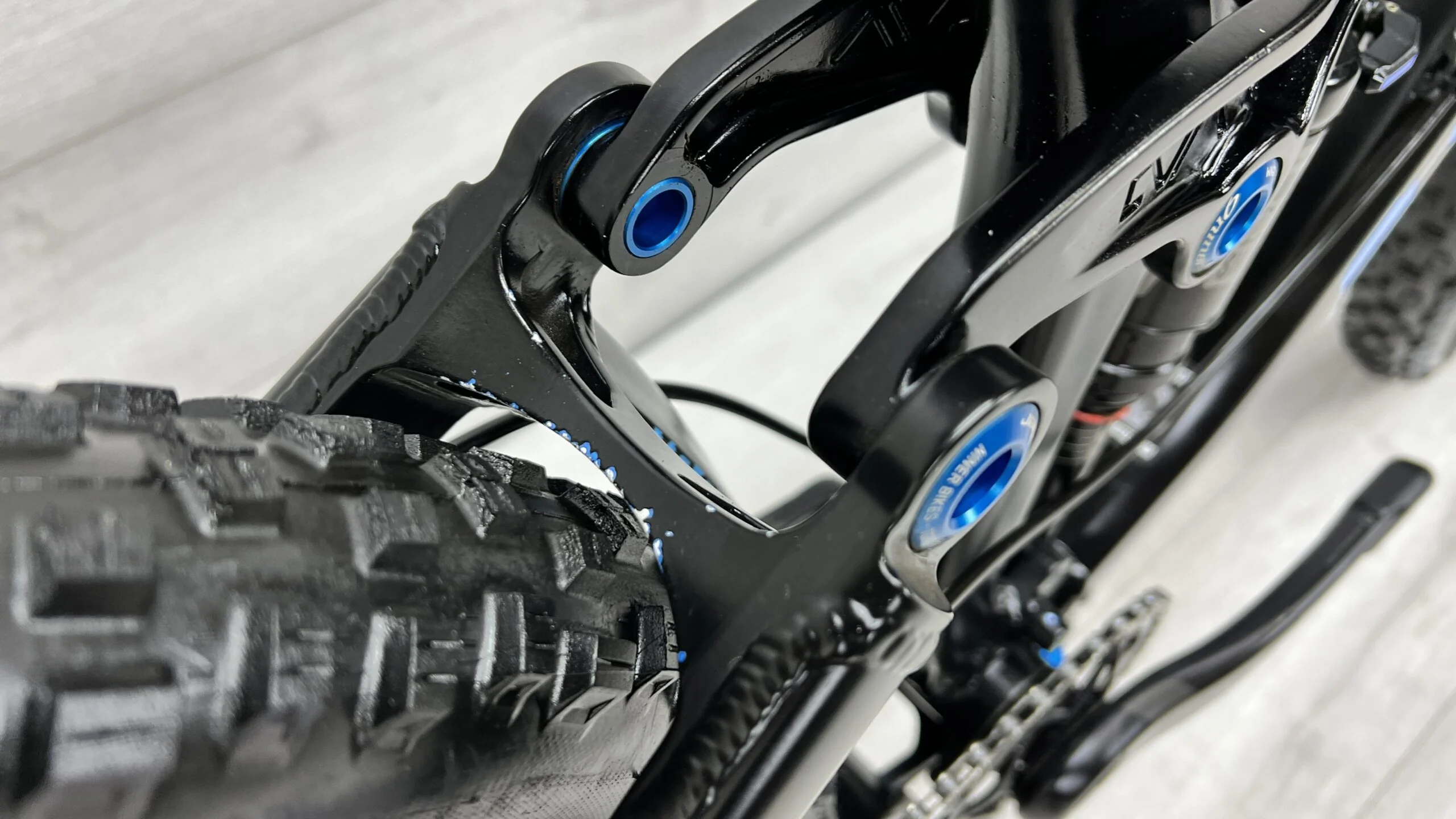 2016 Niner WFO 9  Mountain Bike - Medium - Image 12