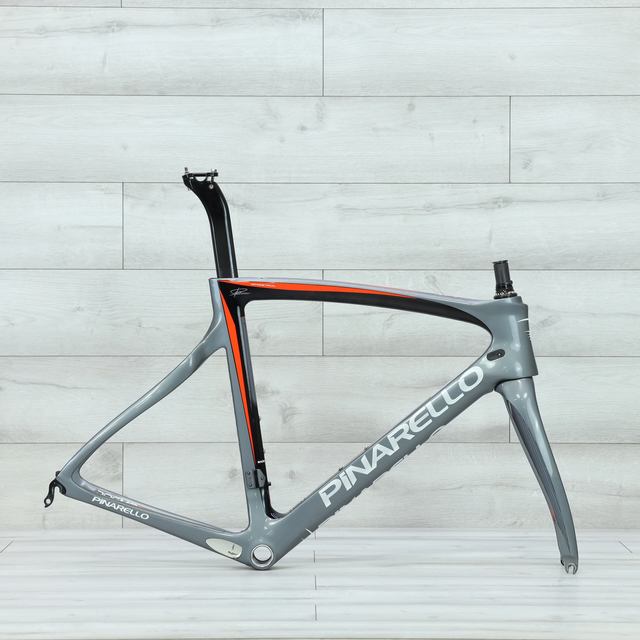 2016 Pinarello Dogma F8 Road Frameset - 55cm