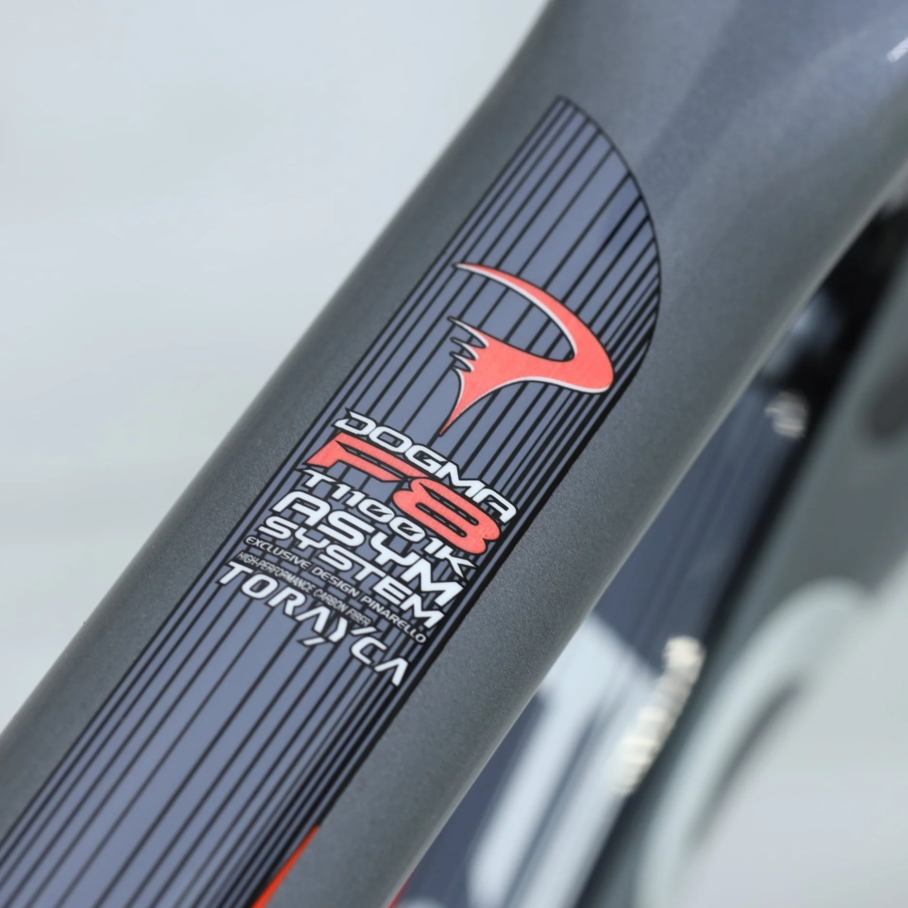 2016 Pinarello Dogma F8 Road Frameset - 55cm - Image 11
