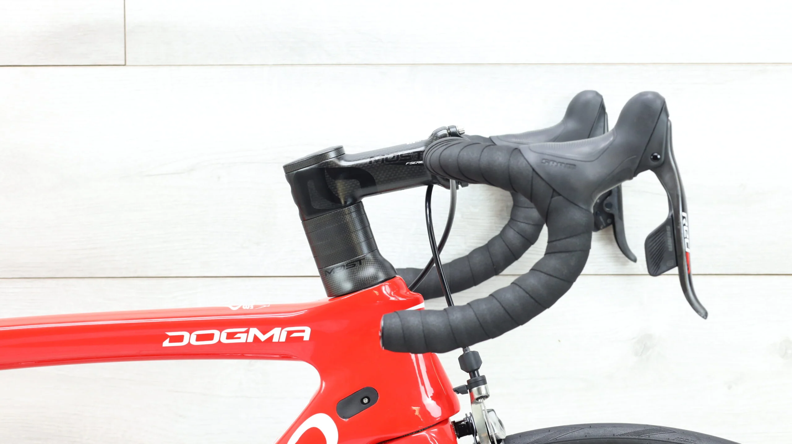 2016 Pinarello Dogma F8W Road Bike - 50cm - Image 9