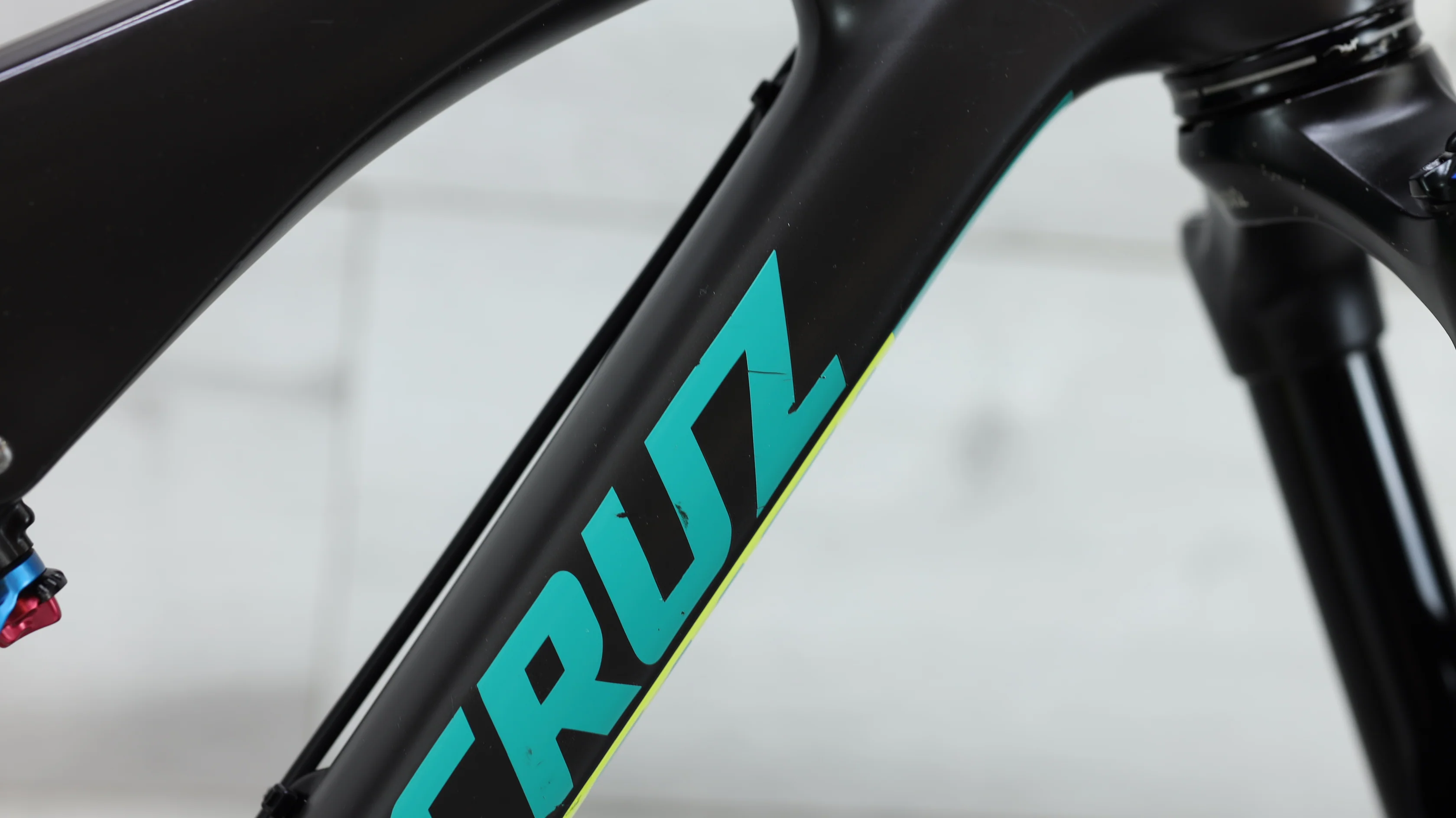 2016 Santa Cruz 5010 Carbon CC X01 Mountain Bike - Medium - Image 15