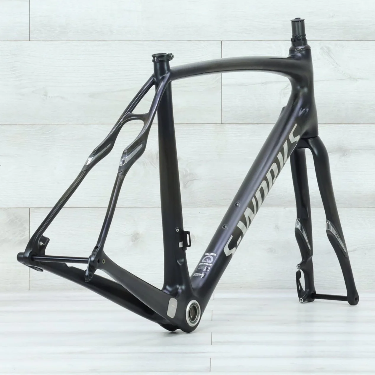 2016 Specialized S-Works Roubaix SL4 Disc Road Bike Frameset - 56cm - Image 8