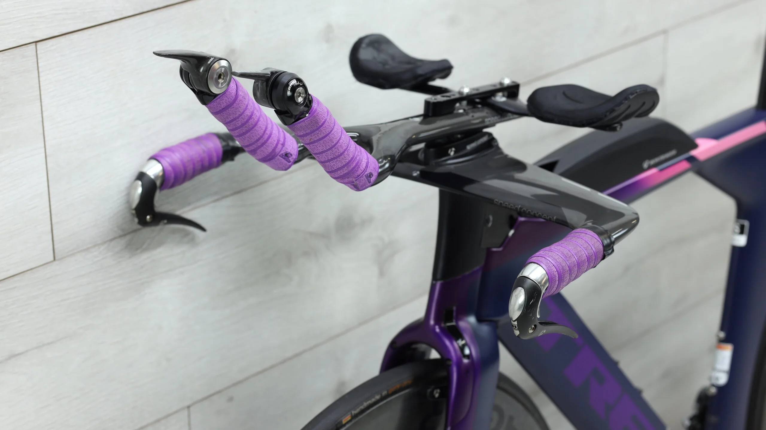 2016 Trek Speed Concept 9.5  Triathlon Bike - Small - Image 8