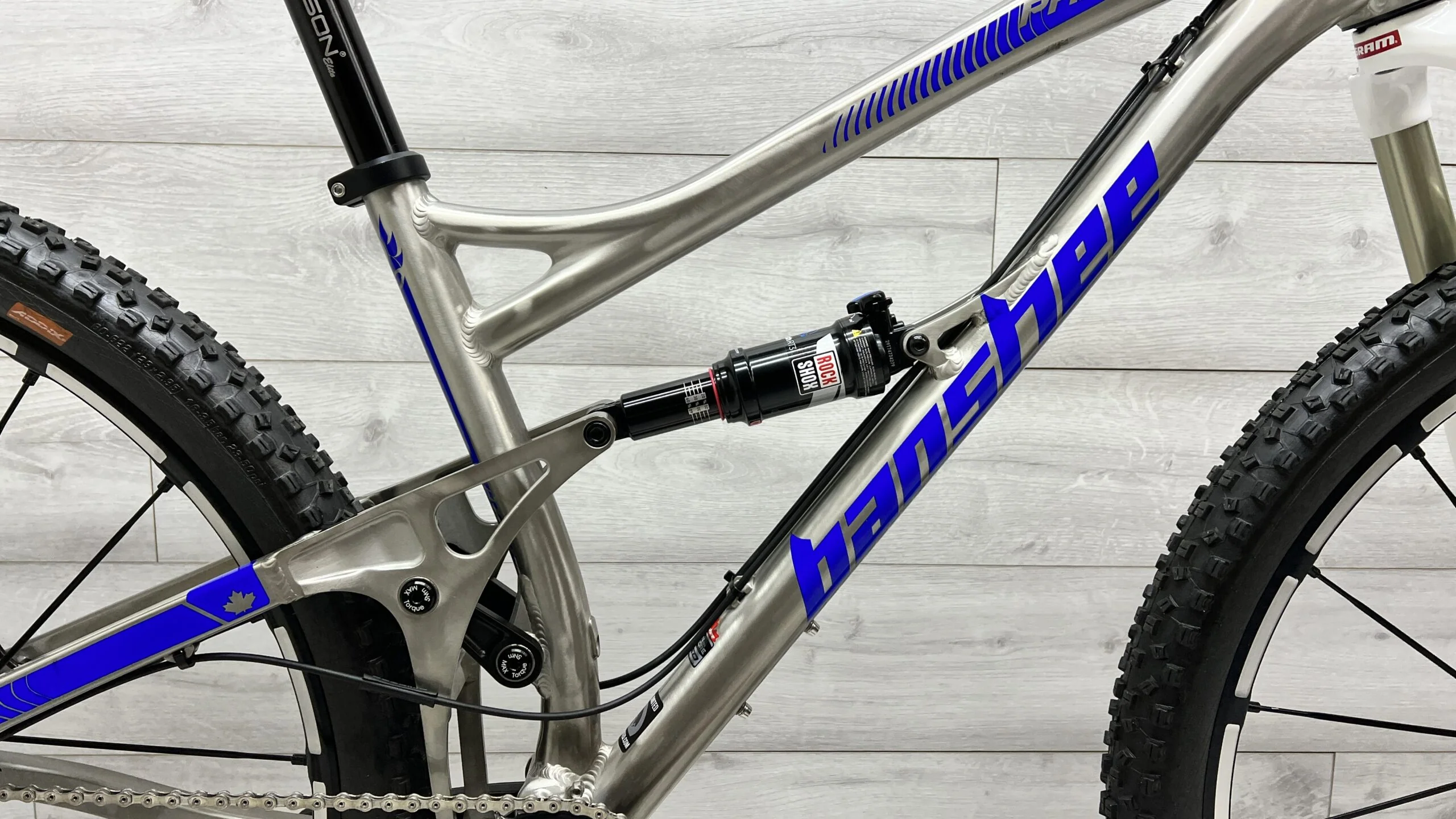 Banshee Phantom Mountain Bike - 2017, Medium - Image 6