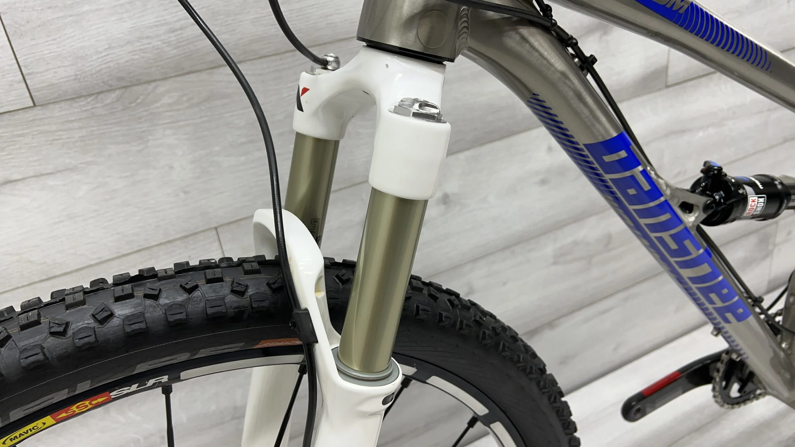 Banshee Phantom Mountain Bike - 2017, Medium - Image 9