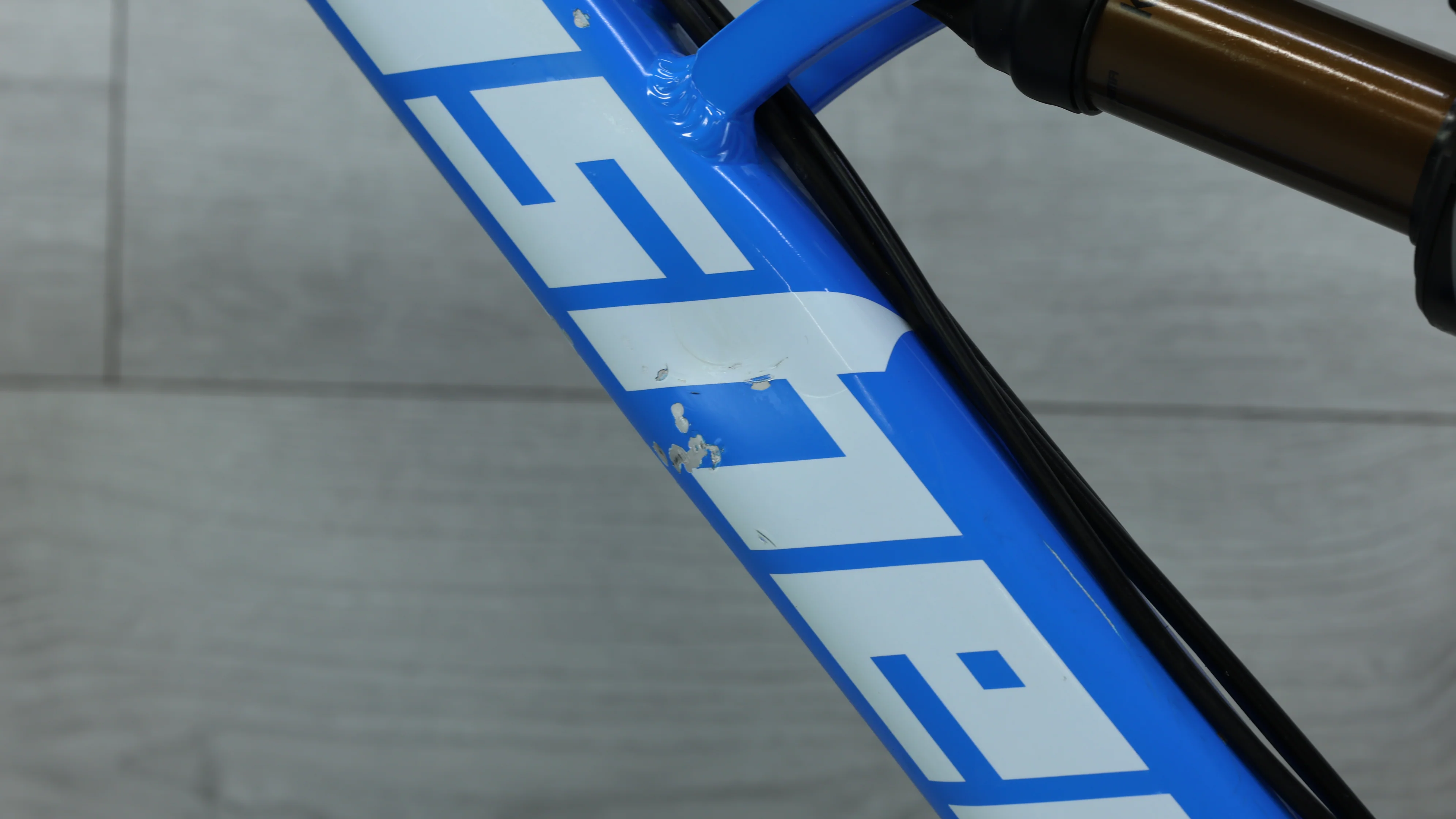 2017 Banshee Rune SLX Mountain Bike - Large - Image 15
