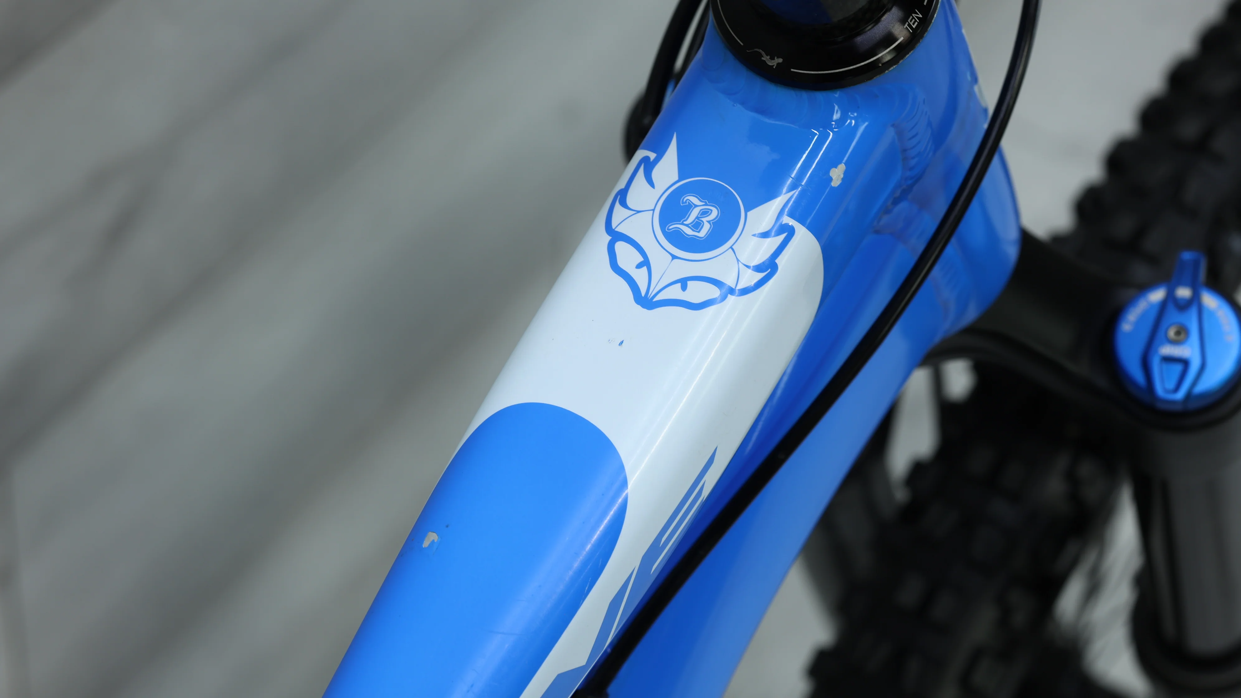 2017 Banshee Rune SLX Mountain Bike - Large - Image 17
