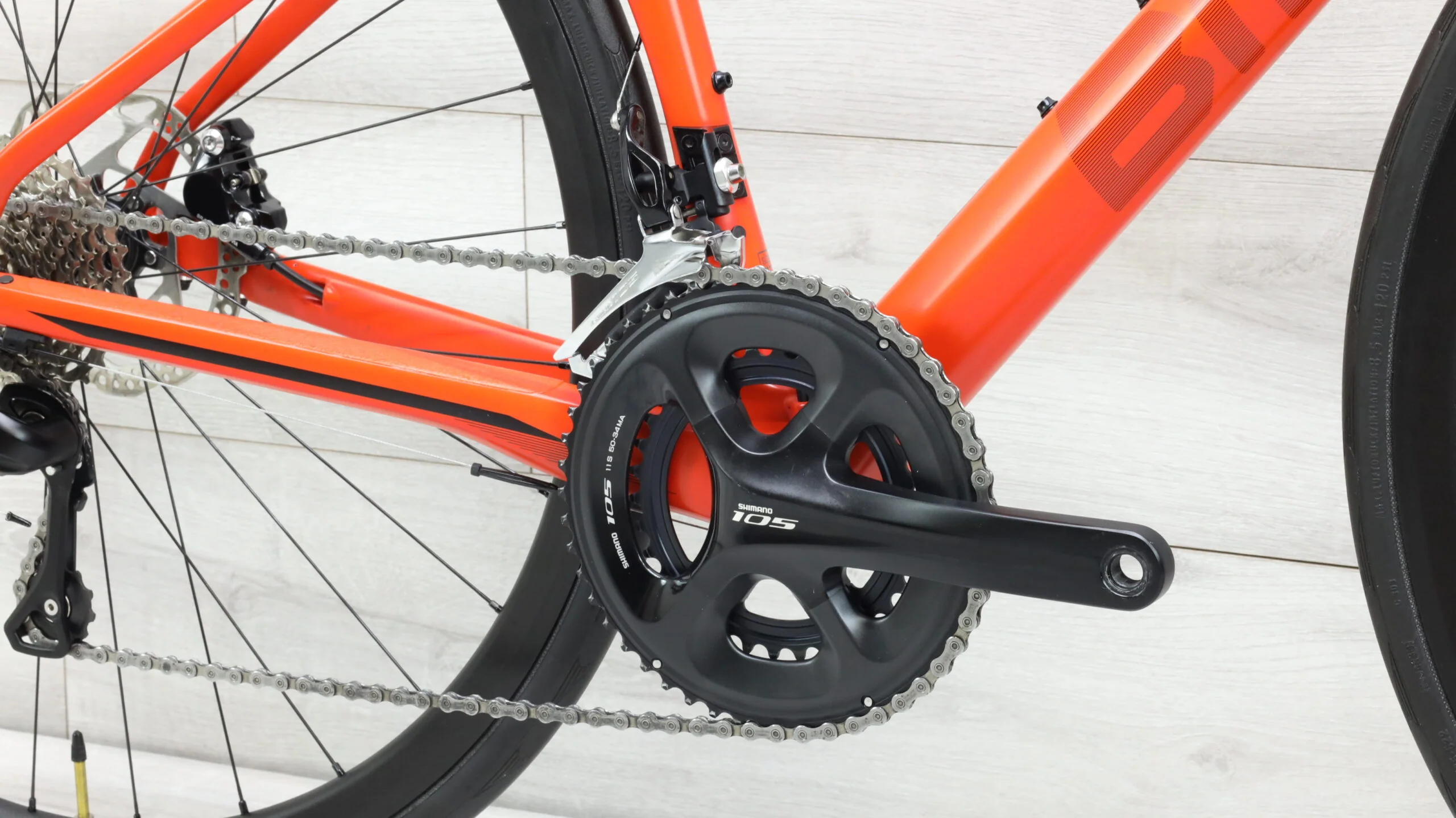 2017 BMC Roadmachine 02  Road Bike - 47cm - Image 5