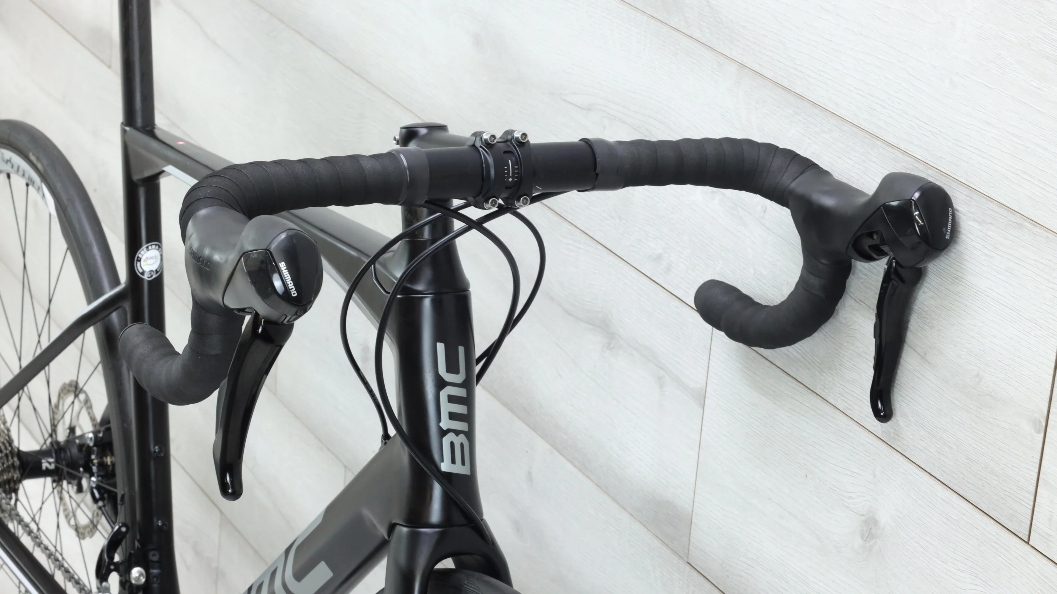 2017 BMC Roadmachine 02 Road Bike - 56cm - Image 7