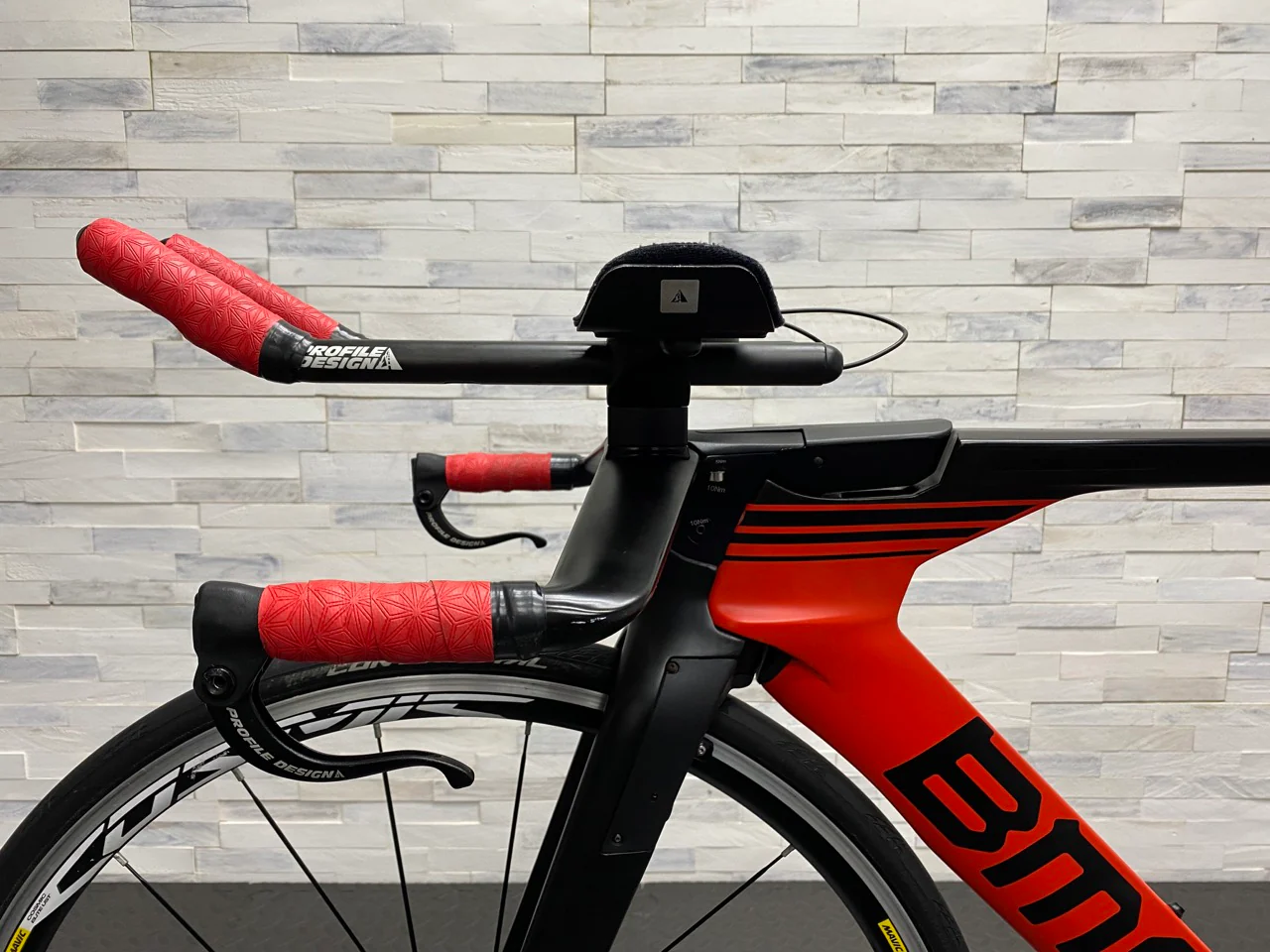 2017 BMC Timemachine 01  Triathlon Bike - M/L - Image 9