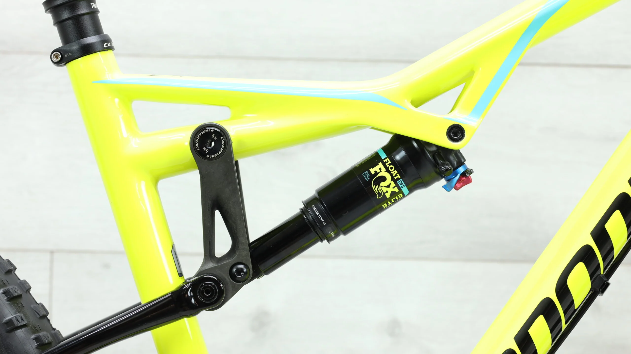 2017 Cannondale Bad Habit Carbon 1  Mountain Bike - Medium - Image 9
