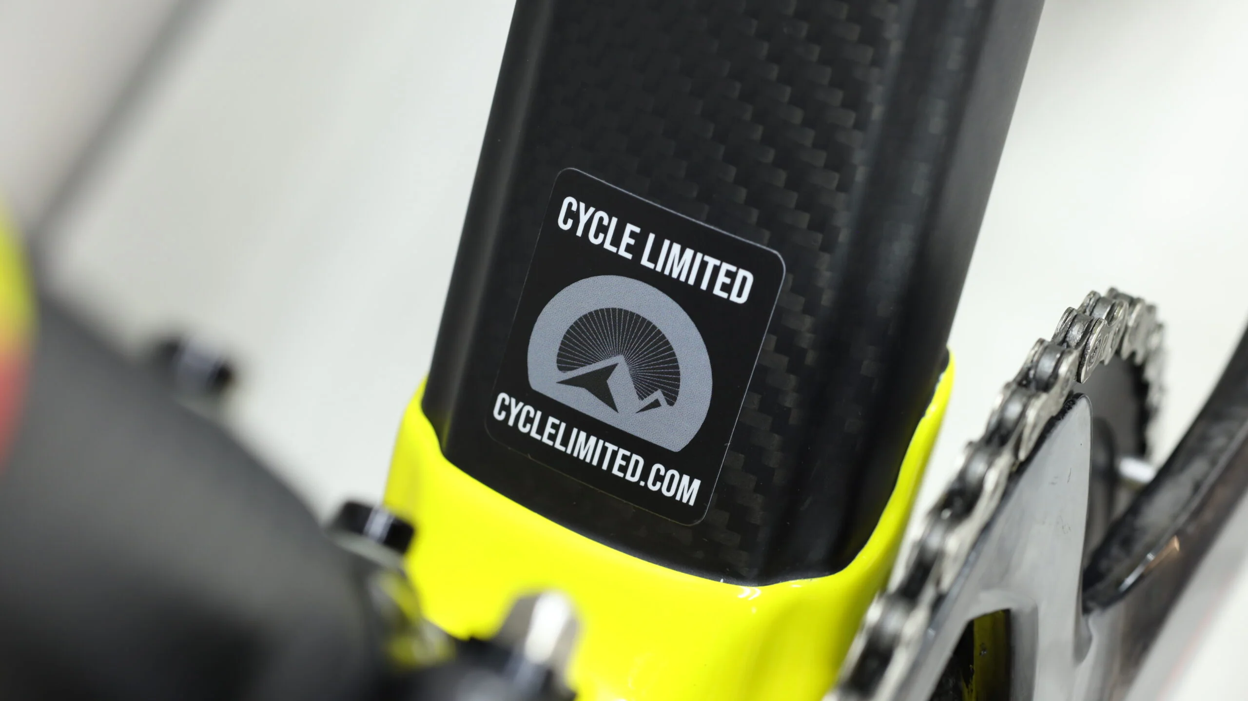 2017 Colnago C60  Road Bike - 52s - Image 3